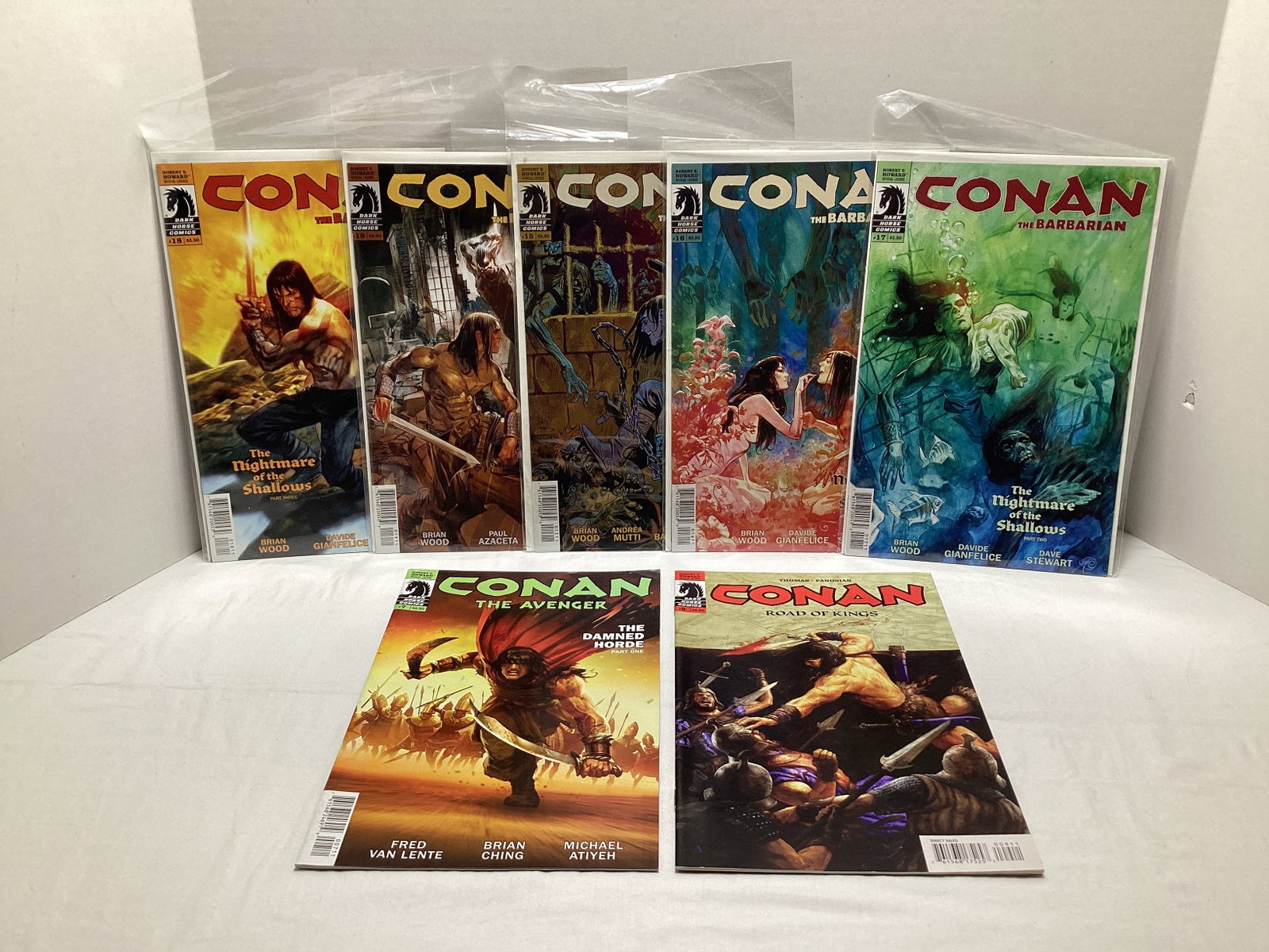 Seven Conan the Barbarian Dark Horse Comic Books: .
