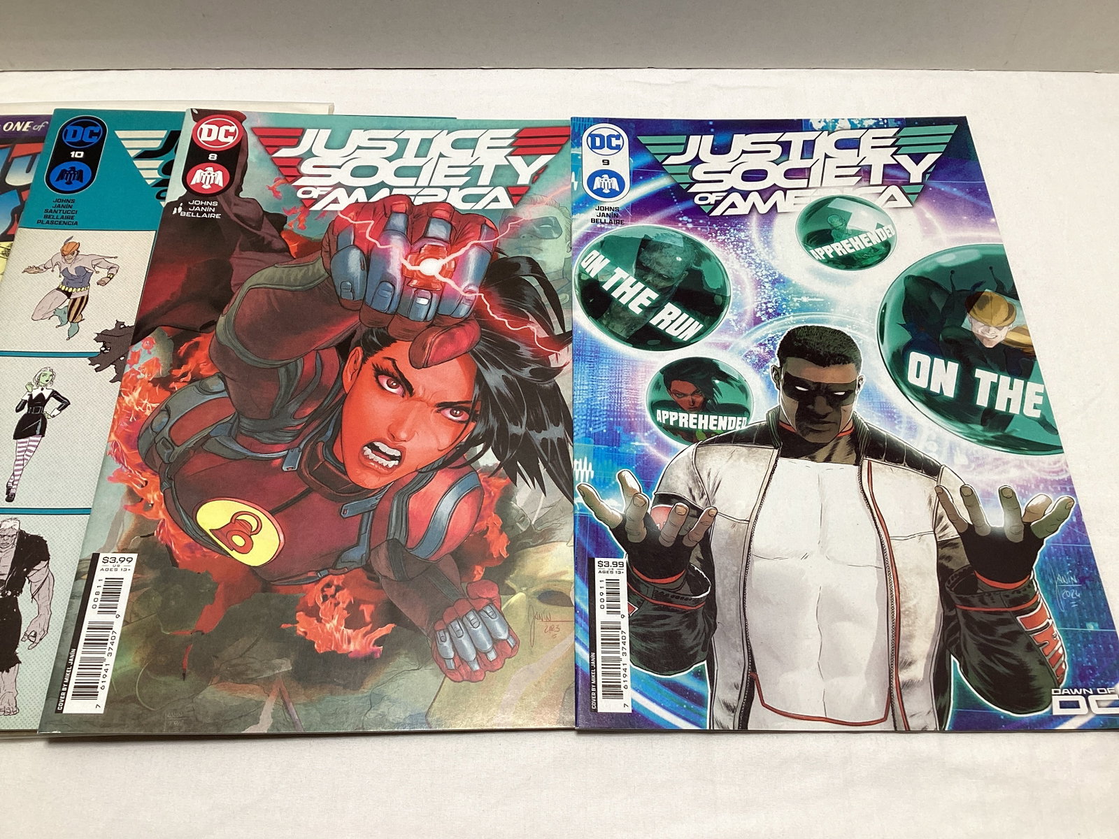 Seven Justice Society of America DC Comic Books - 3
