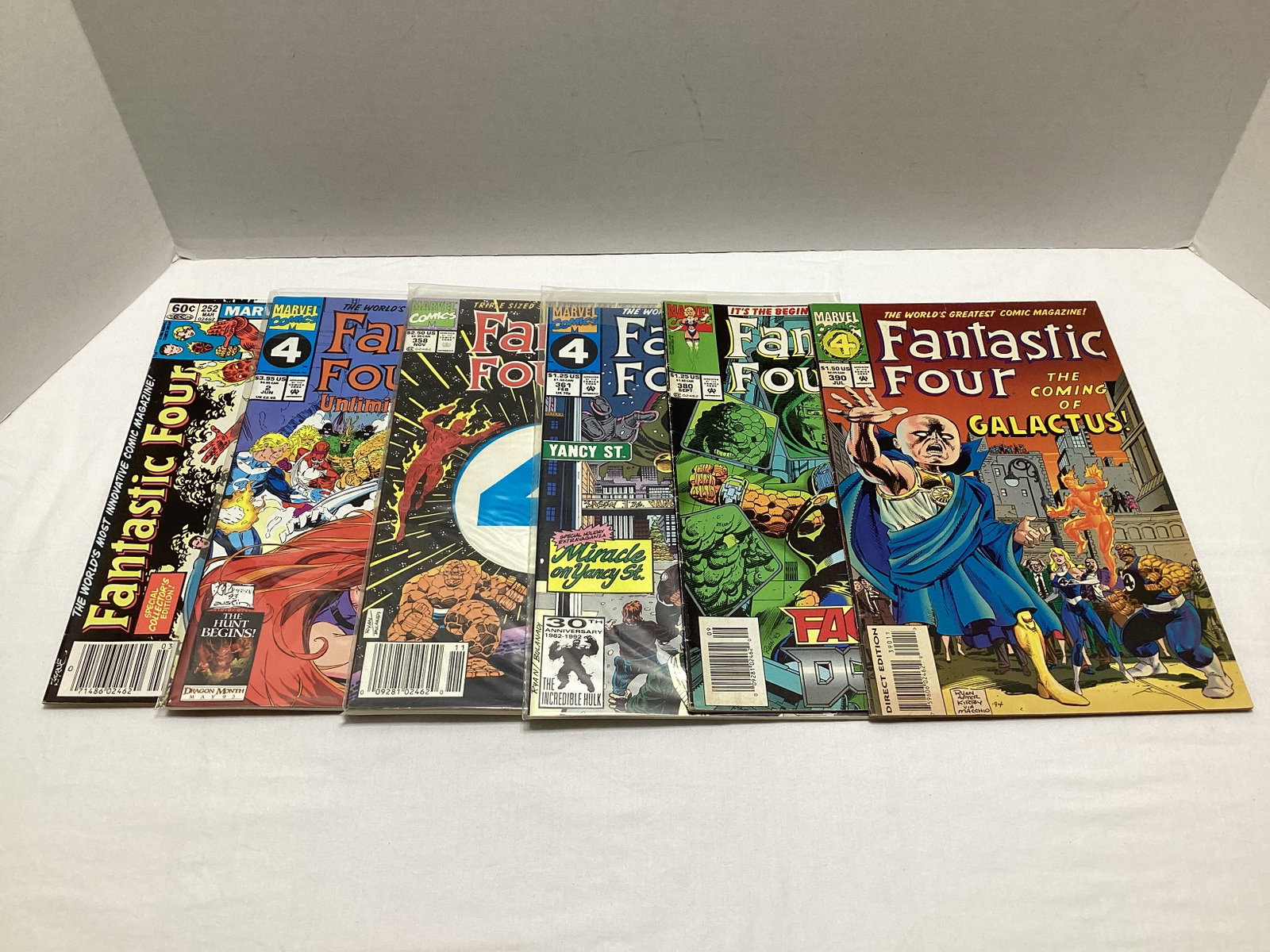 Six Fantastic Four Marvel Comic Books (1 of 4)