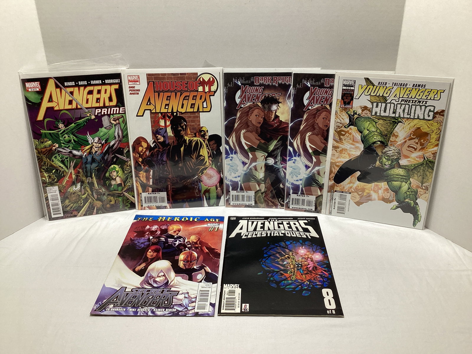 Seven Avengers Marvel Comic Books (1 of 4)