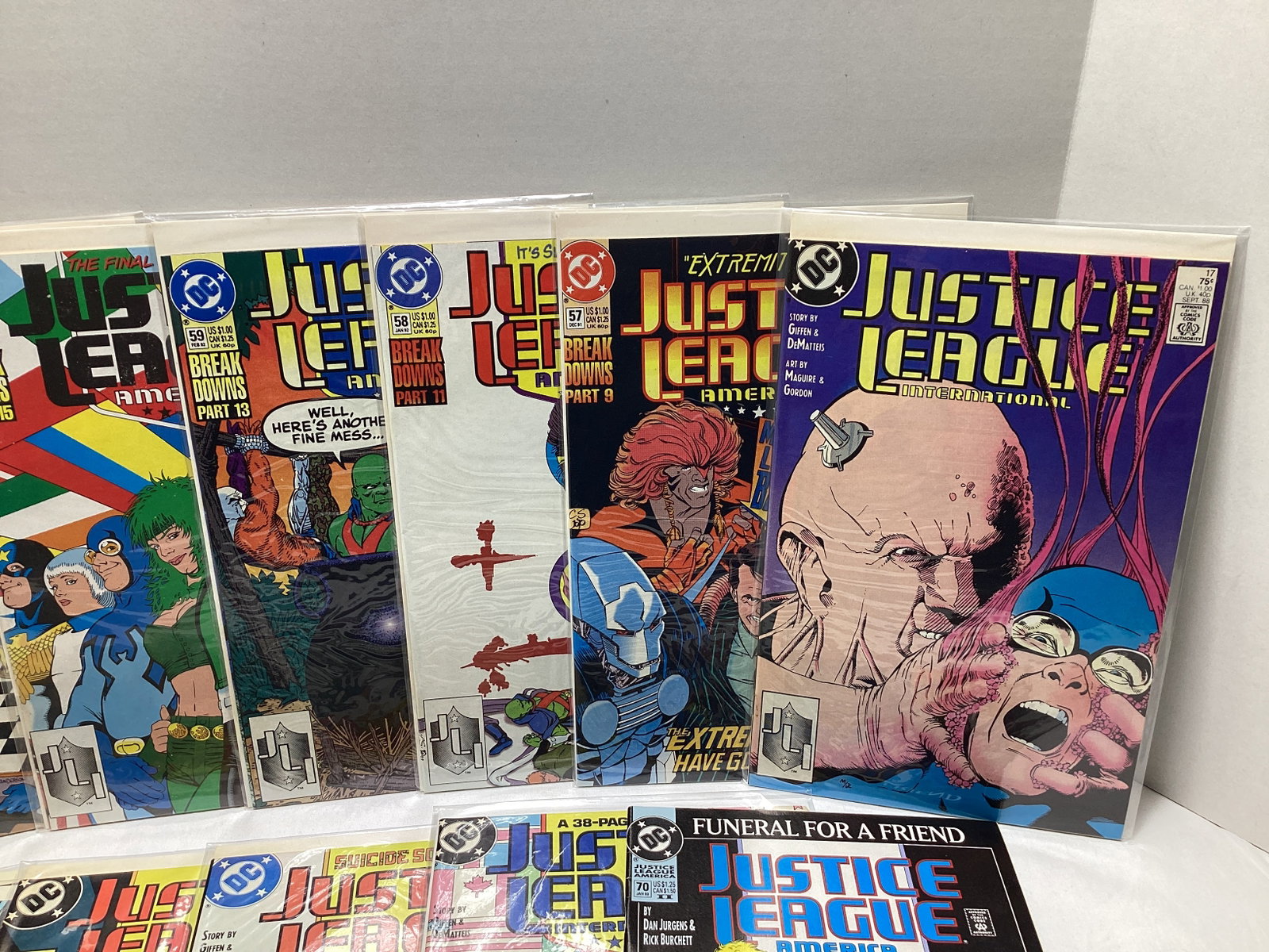 13 Justice League of America DC Comic Books - 2