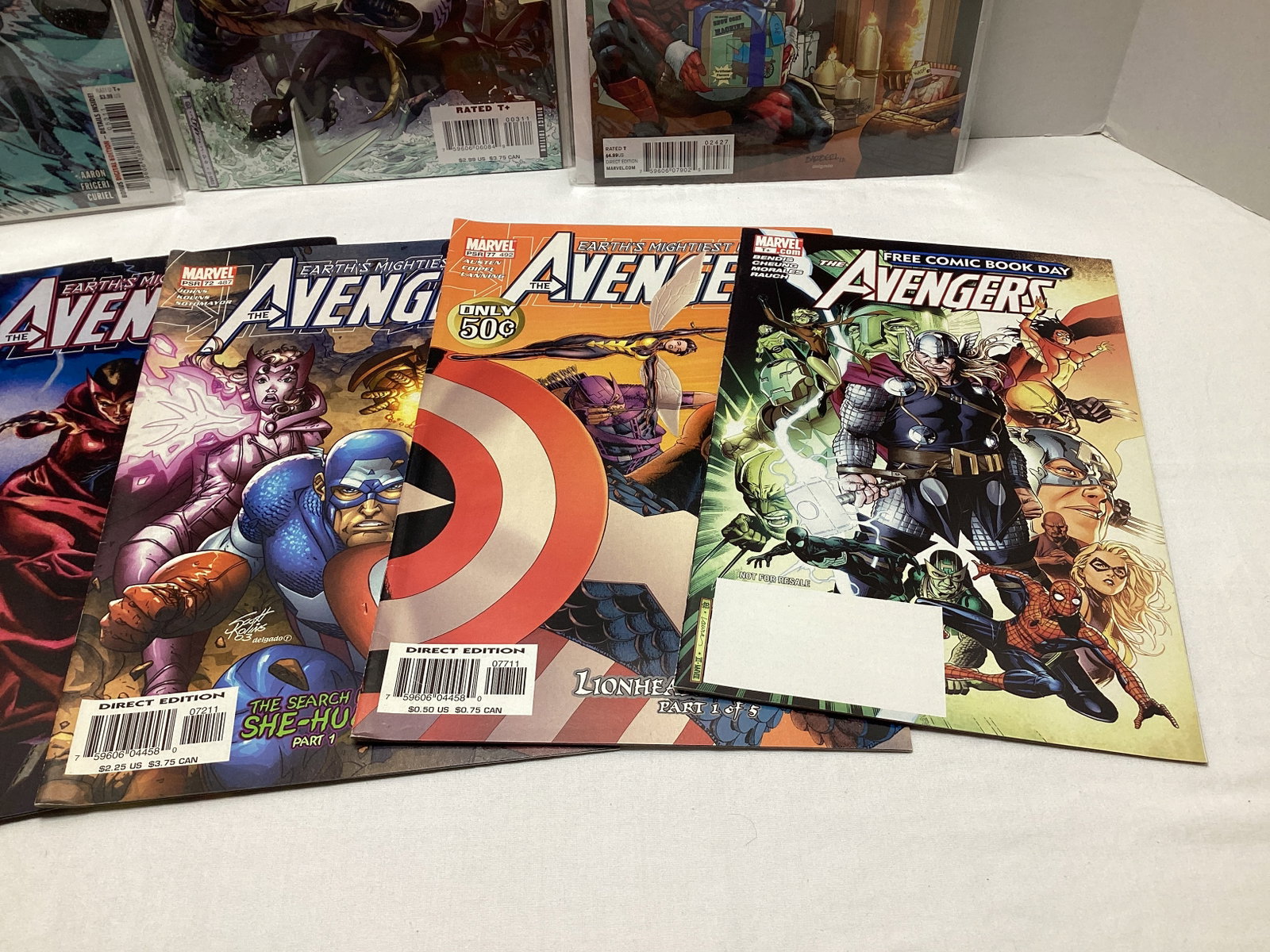 Eight Avengers Marvel Comic Books - 4