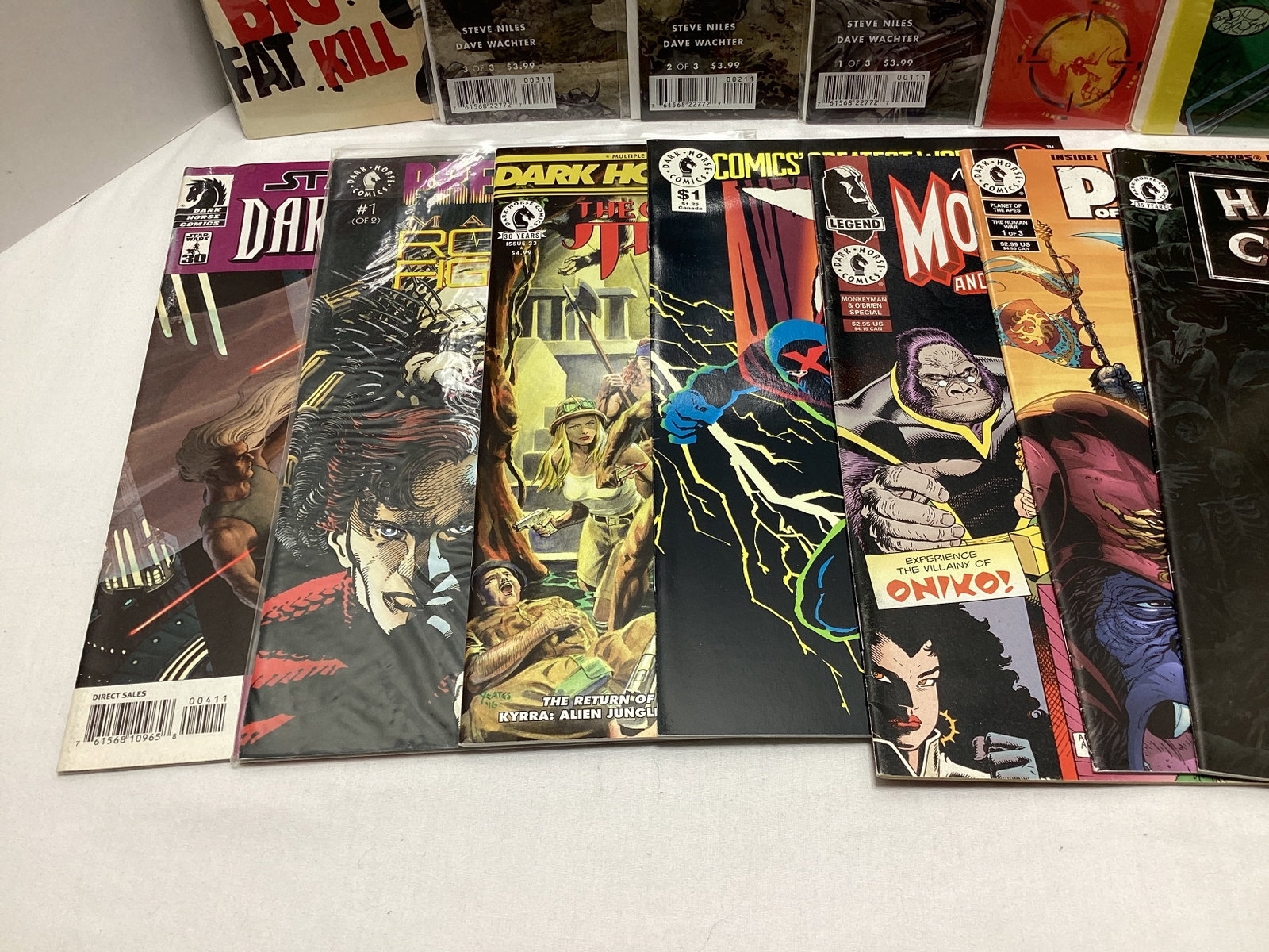 Dark Horse Comic Books - 4