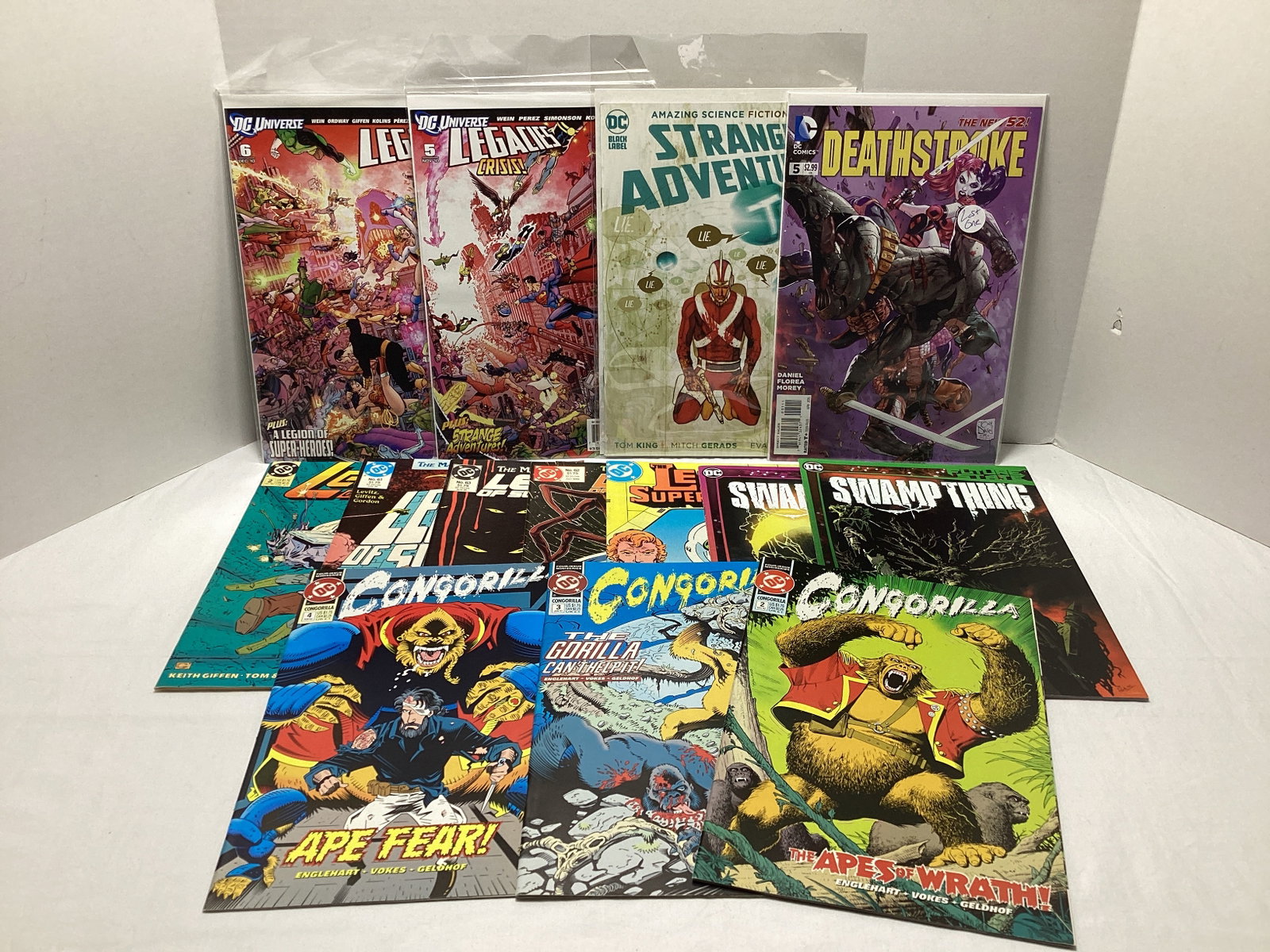 14 DC Comic Books (1 of 6)