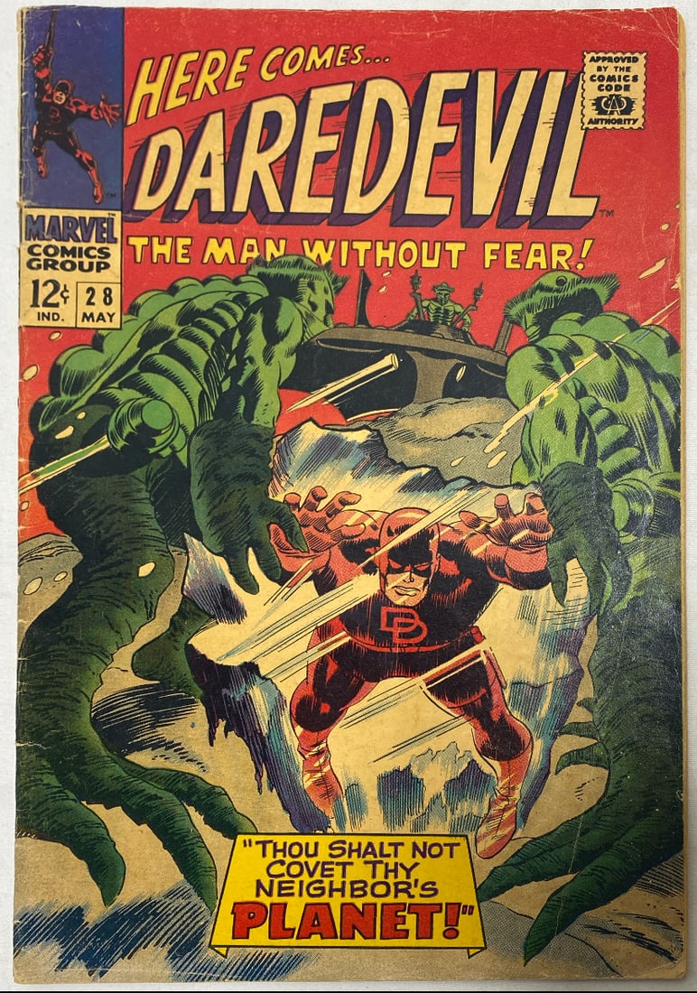 Daredevil 28 Marvel Comic Book (1 of 8)