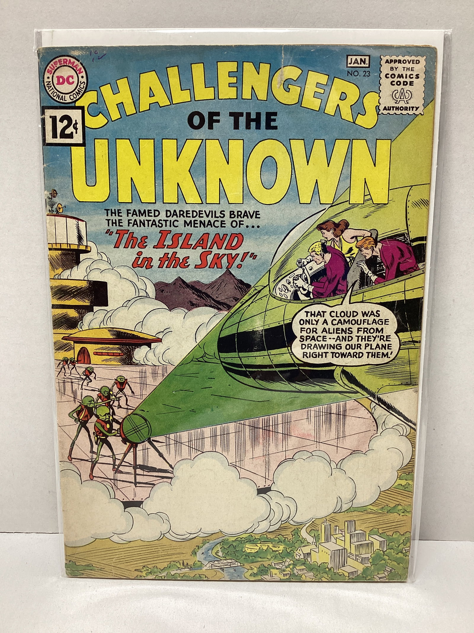 Challengers of the Unknown 23 DC Comic Book: 1961, Please Preview and see all photos for condition