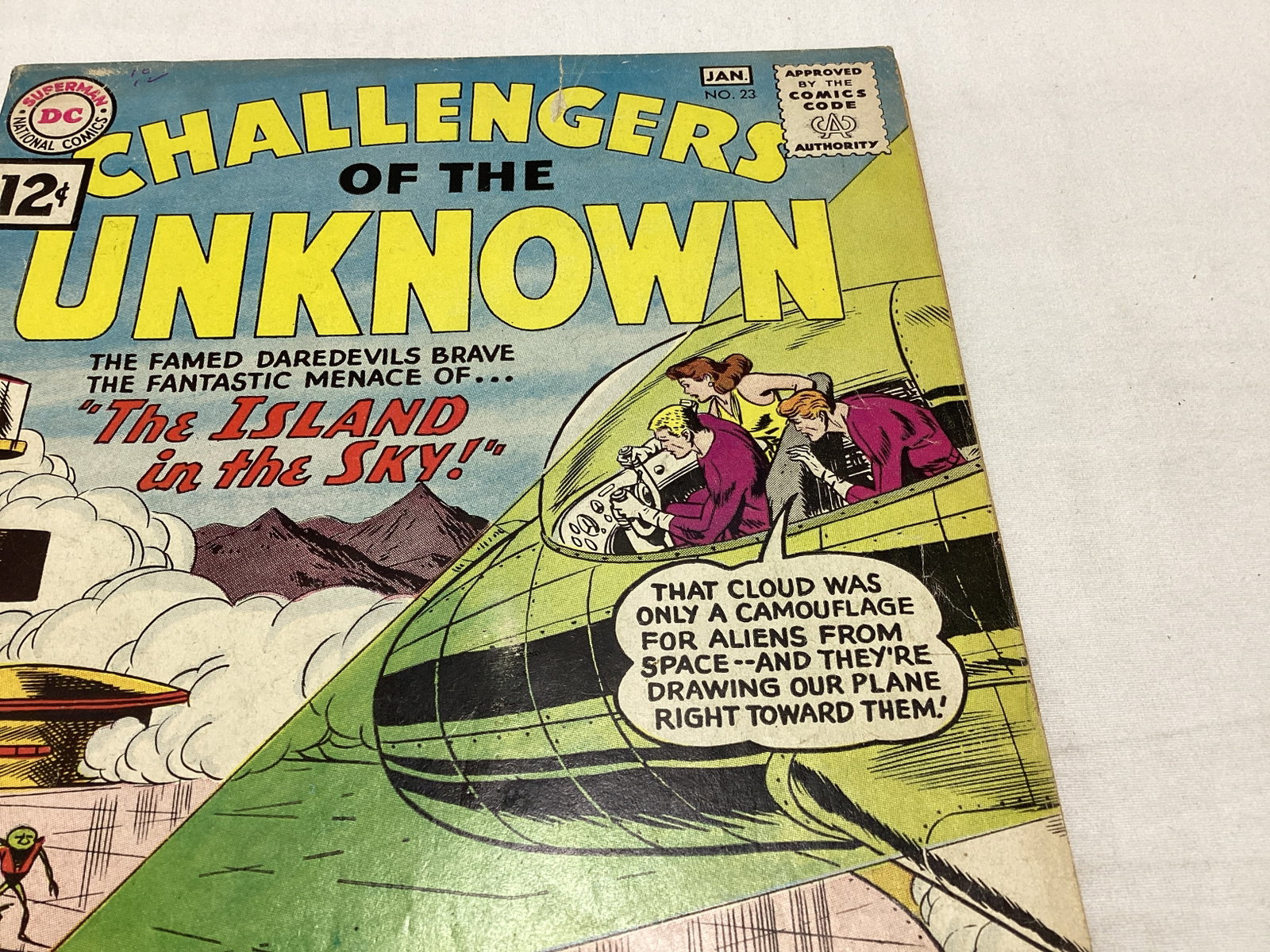 Challengers of the Unknown 23 DC Comic Book - 3