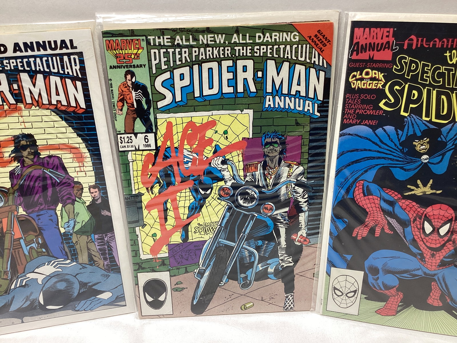 Four Peter Parker Spectacular Spider-Man Annual Comic Books - 3