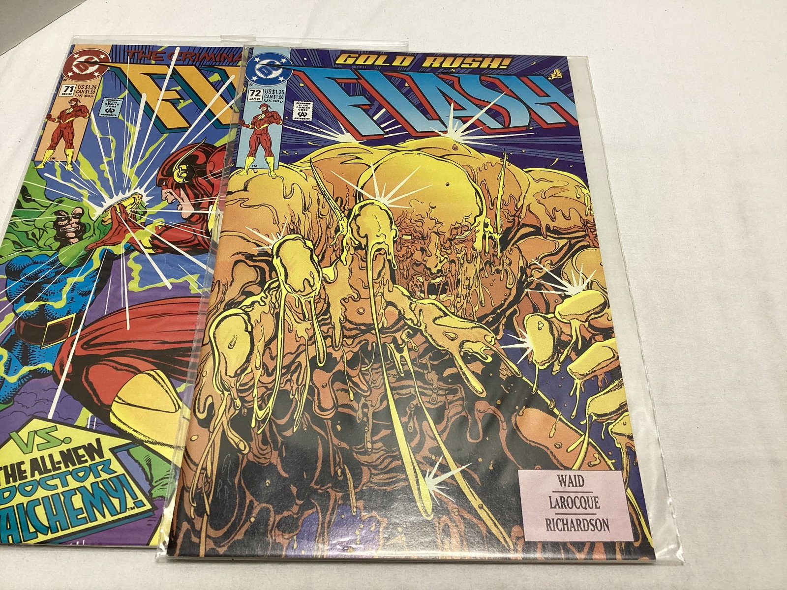 Five Flash DC Comic Books - 5