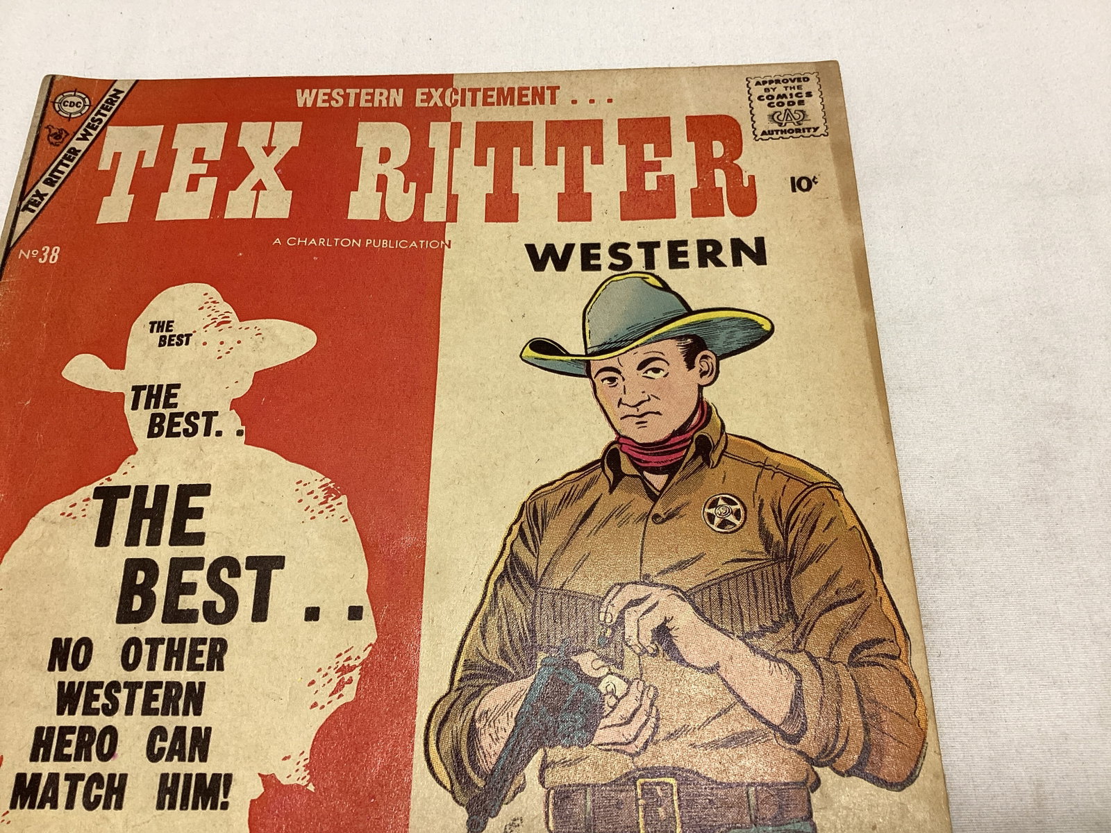 Tex Ritter Western 38 Charlton Comic Book - 3