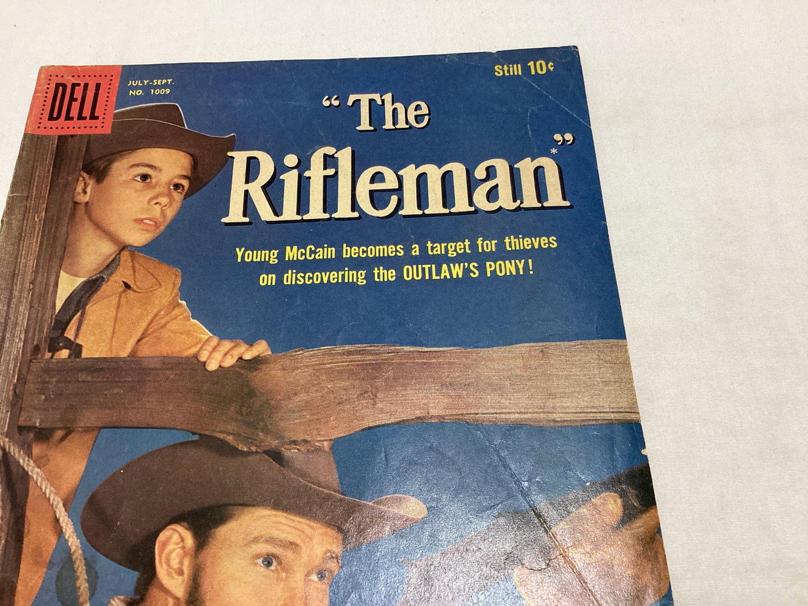 Dell Four Color 1009 the Rifleman Comic Book - 3