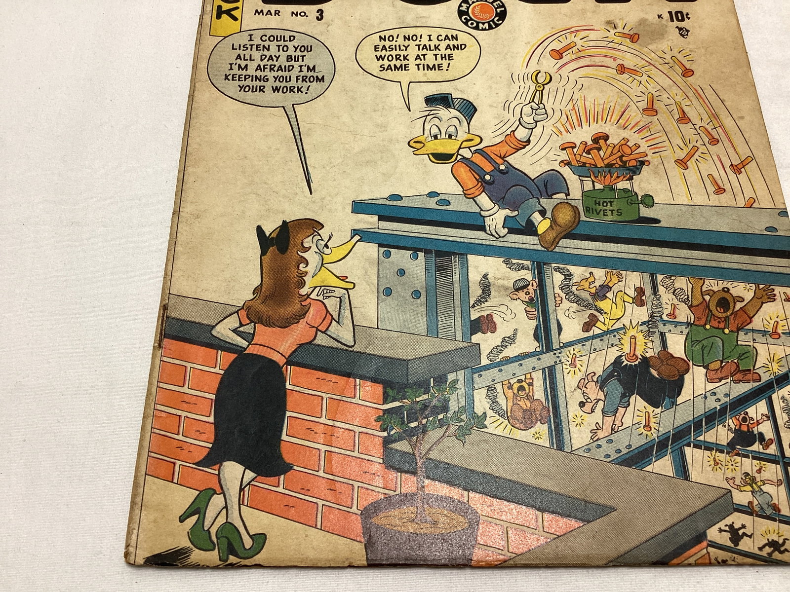 Wonder Duck 3 Marvel Comic Book - 4