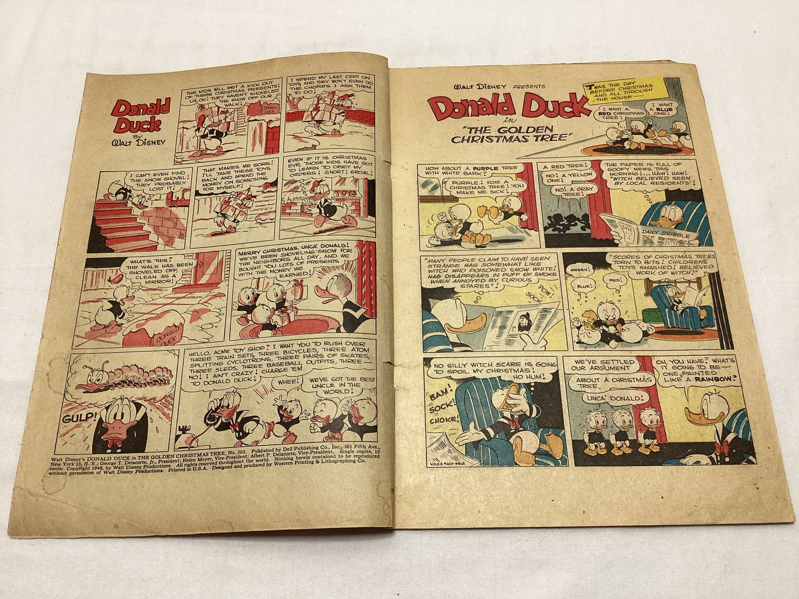 Dell Four Color 203 Walt Disney's Donald Duck Comic Book - 6