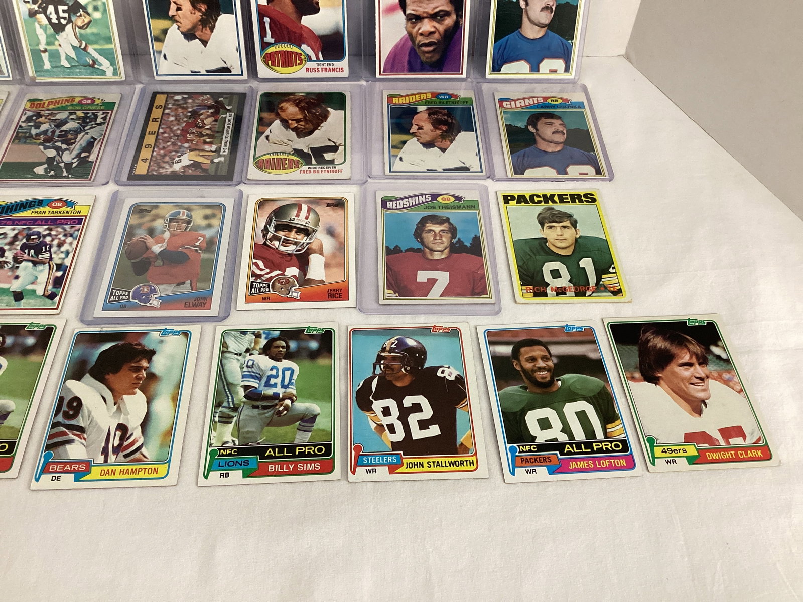 Topps NFL Football Cards - 4