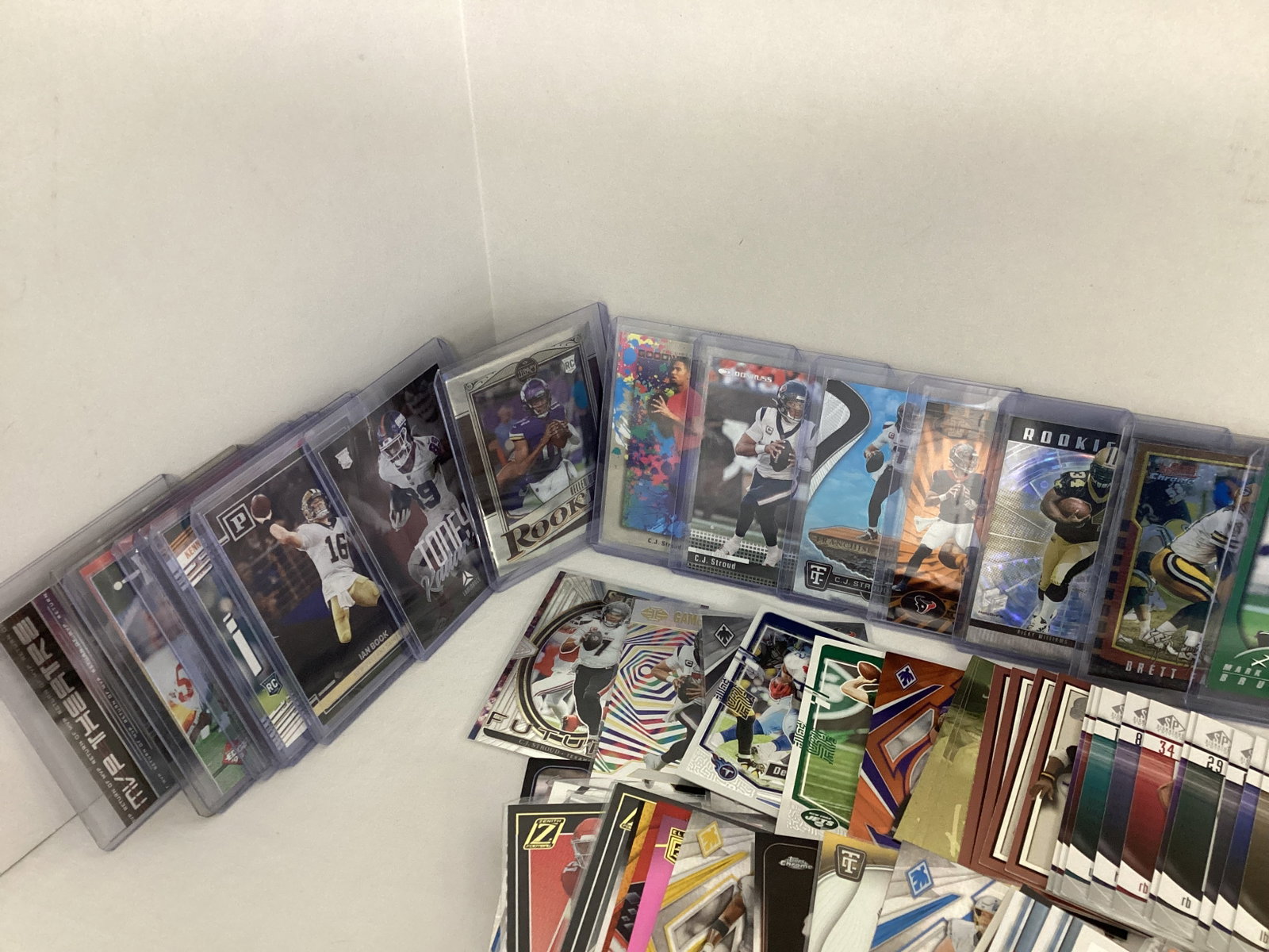 NFL Football Cards - 8