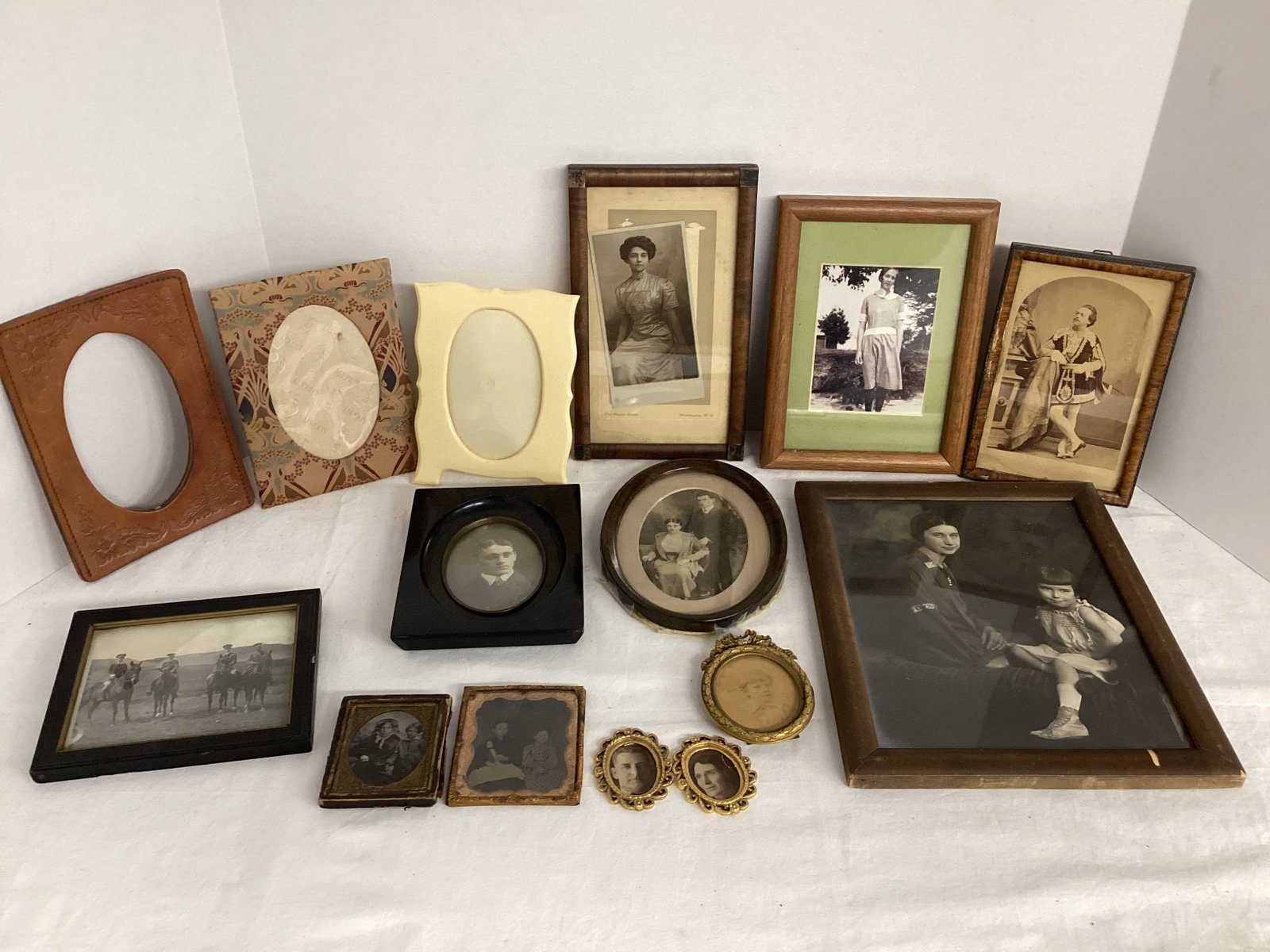 Framed Photos, Frames, and Daguerreotypes: .