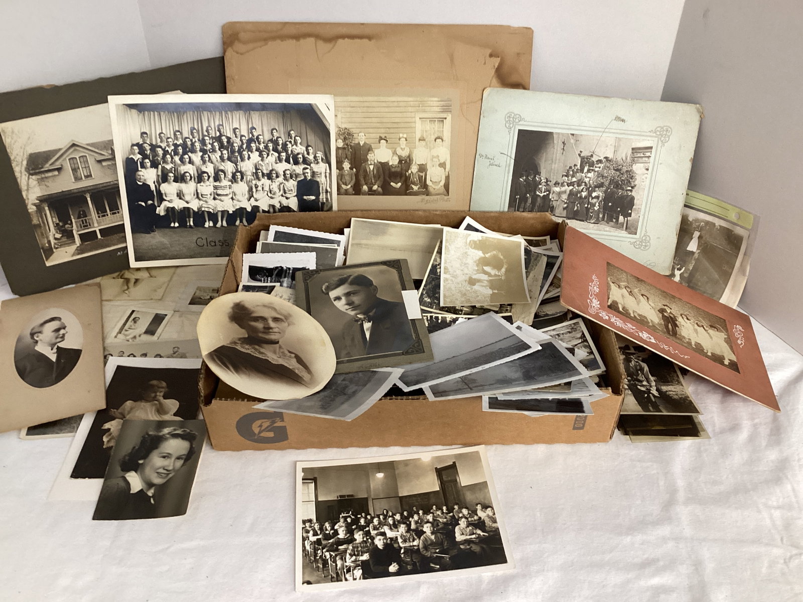 Collection of Antique and Vintage Photos: .