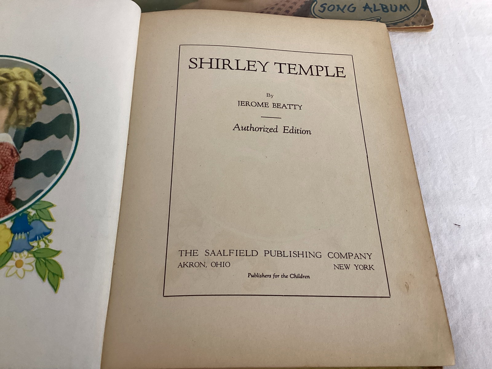 Shirley Temple Books and Photo - 5