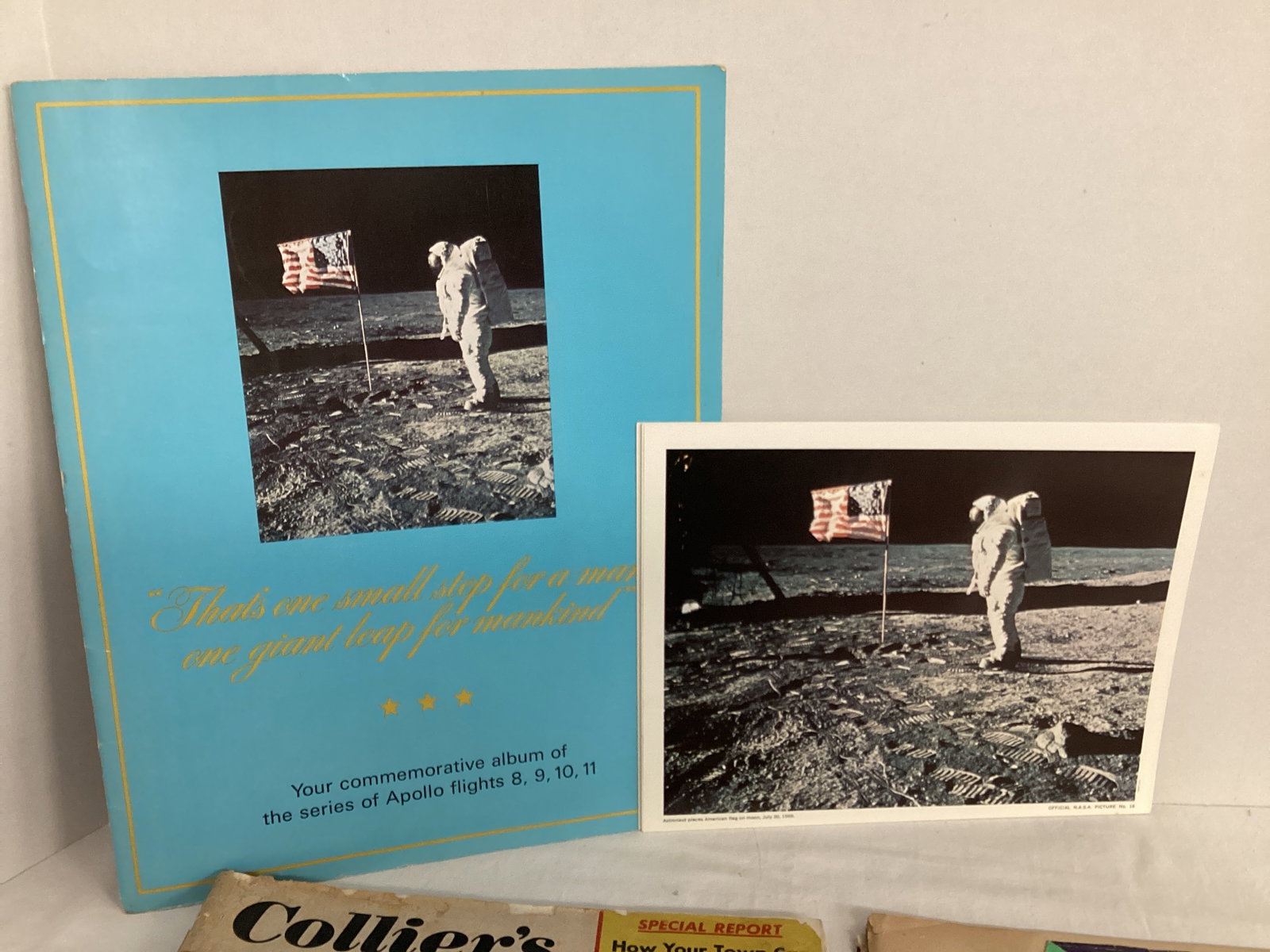 NASA, Moon Landing, and Space Photos and Magazines - 3