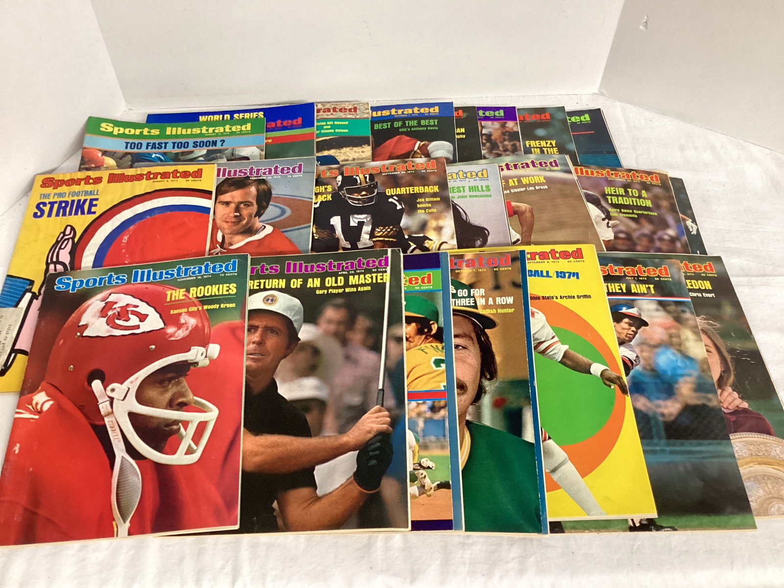 1973-74 Sports Illustrated Magazines: .