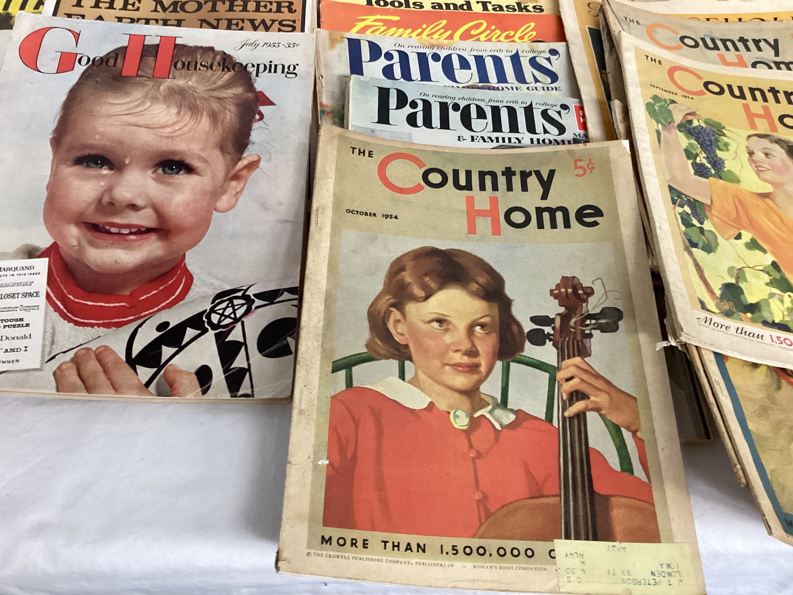 Home and Women's Magazines - 4