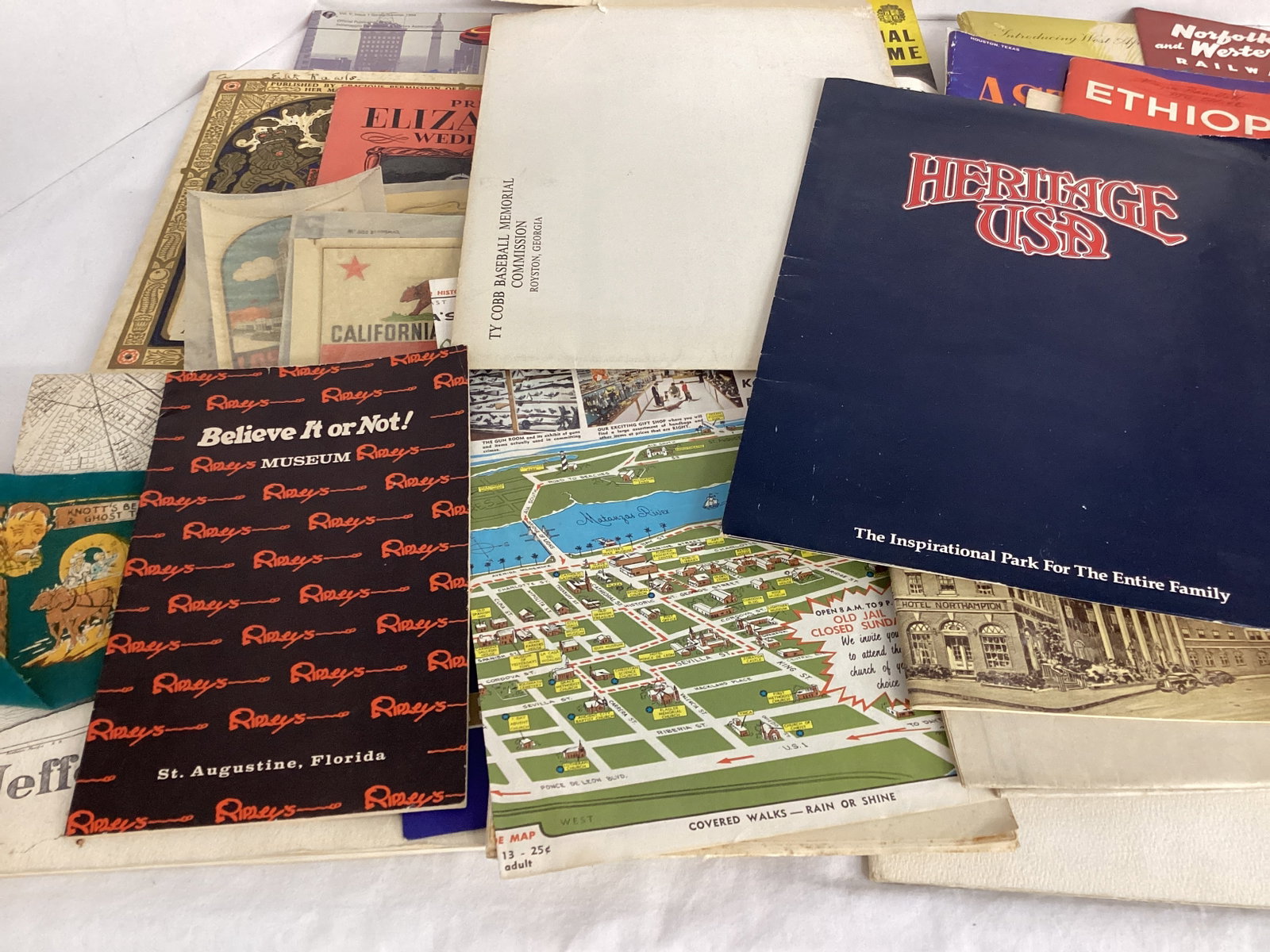 Maps, Souvenir Pamphlets, Booklets, Magazines - 3