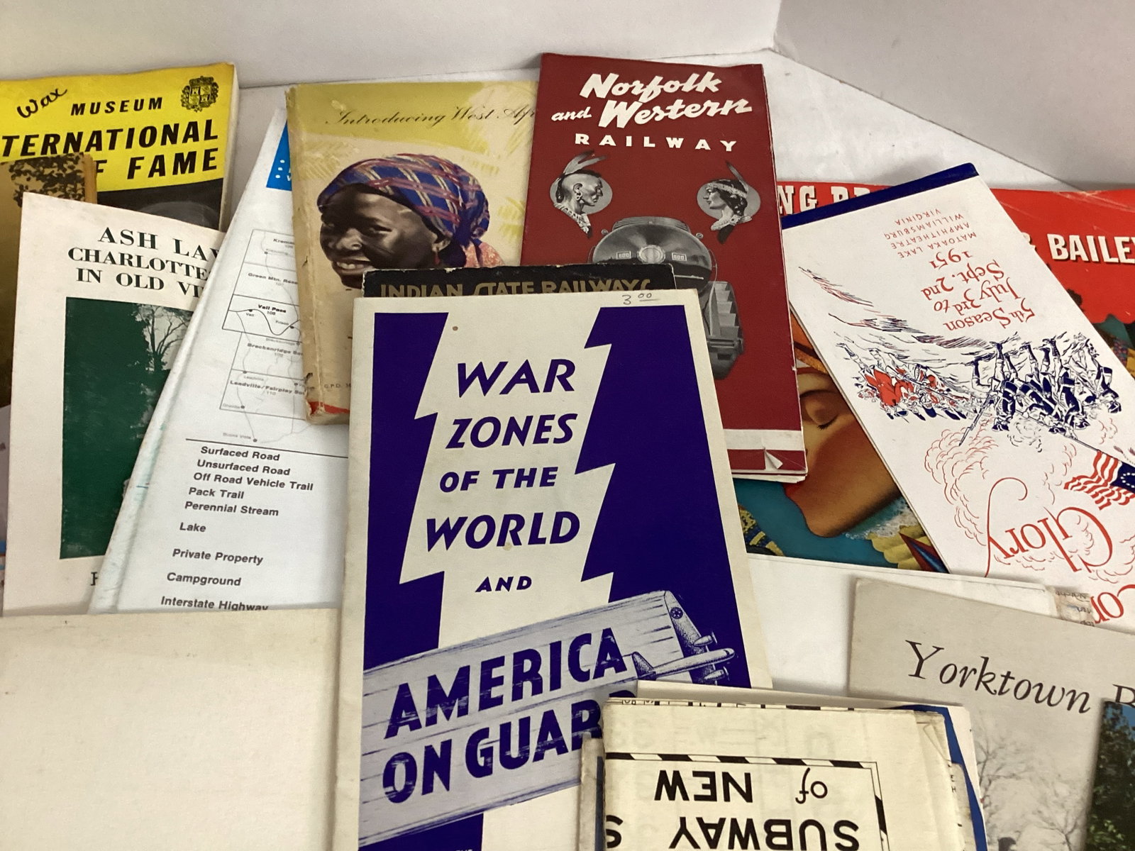 Maps, Souvenir Pamphlets, Booklets, Magazines - 8