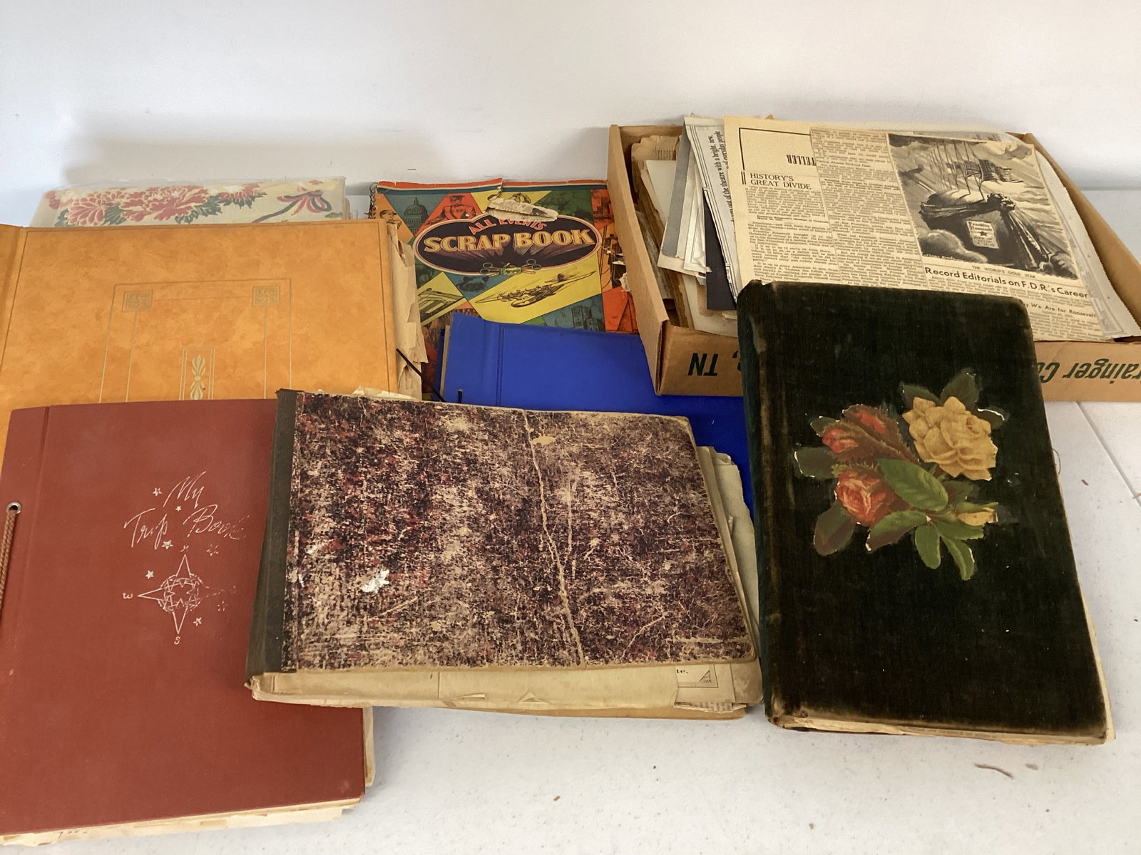 Scrapbooks, Newspaper Clippings, Magazine Pages, Ledger Books: .