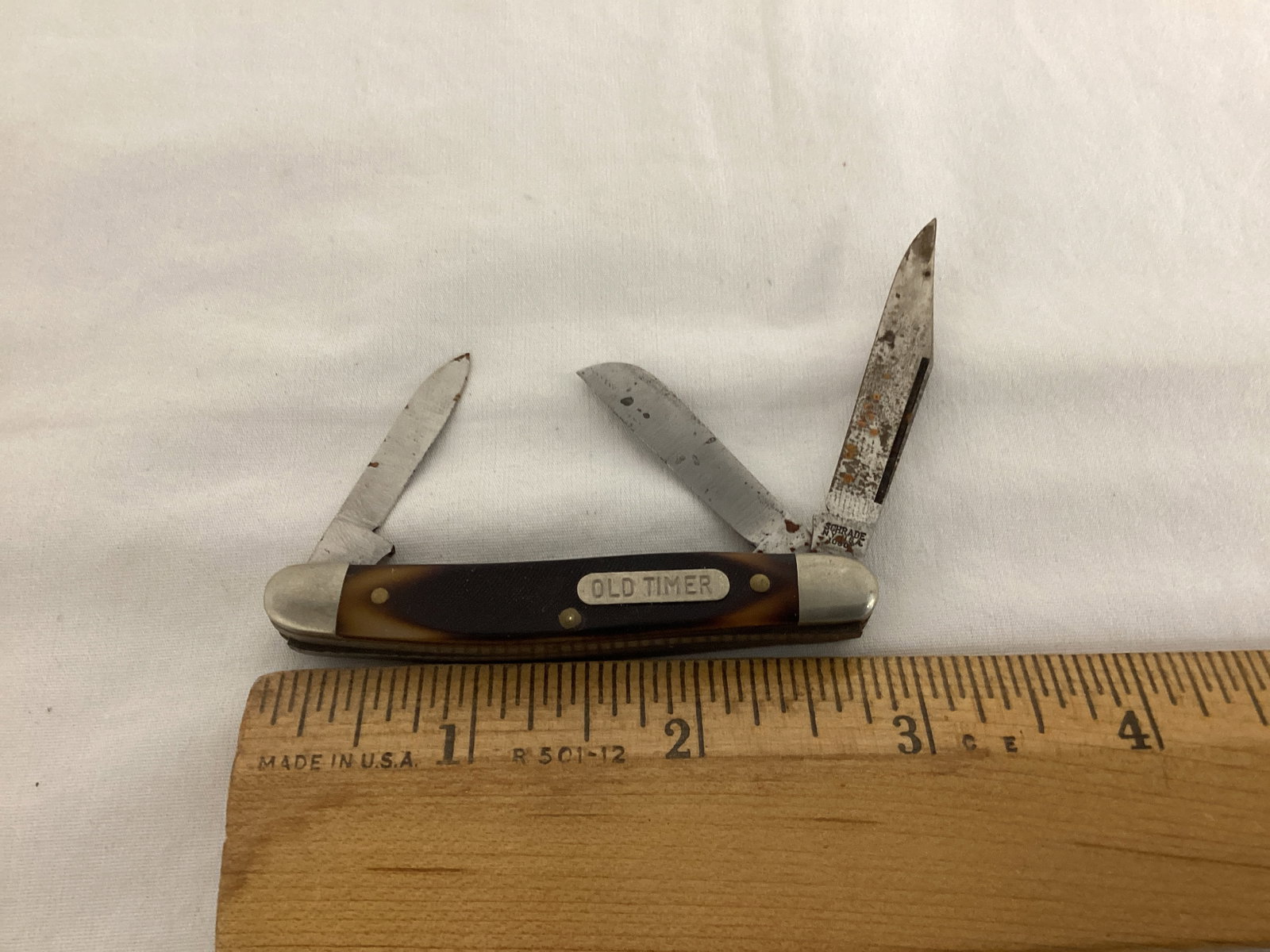Schrade Old Timer Three Blade Pocket Knife - 3