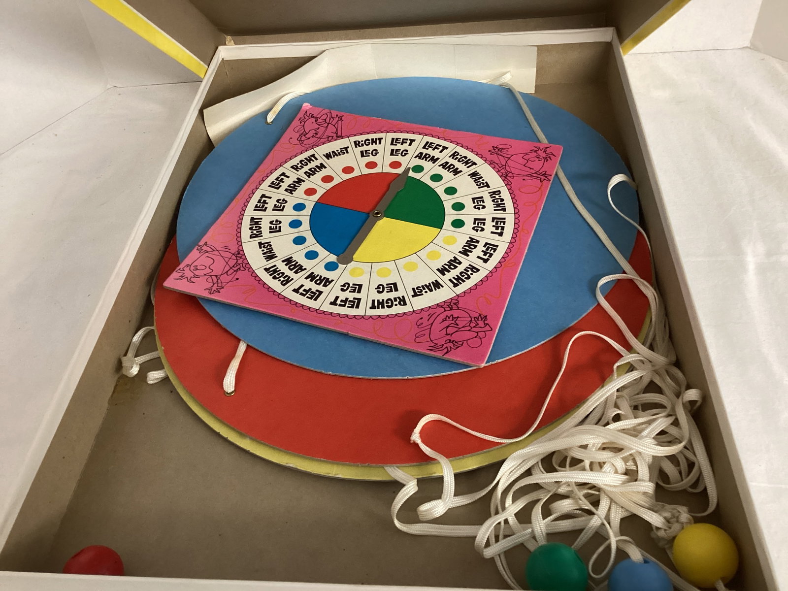 Vintage Games and Game Pieces - 7