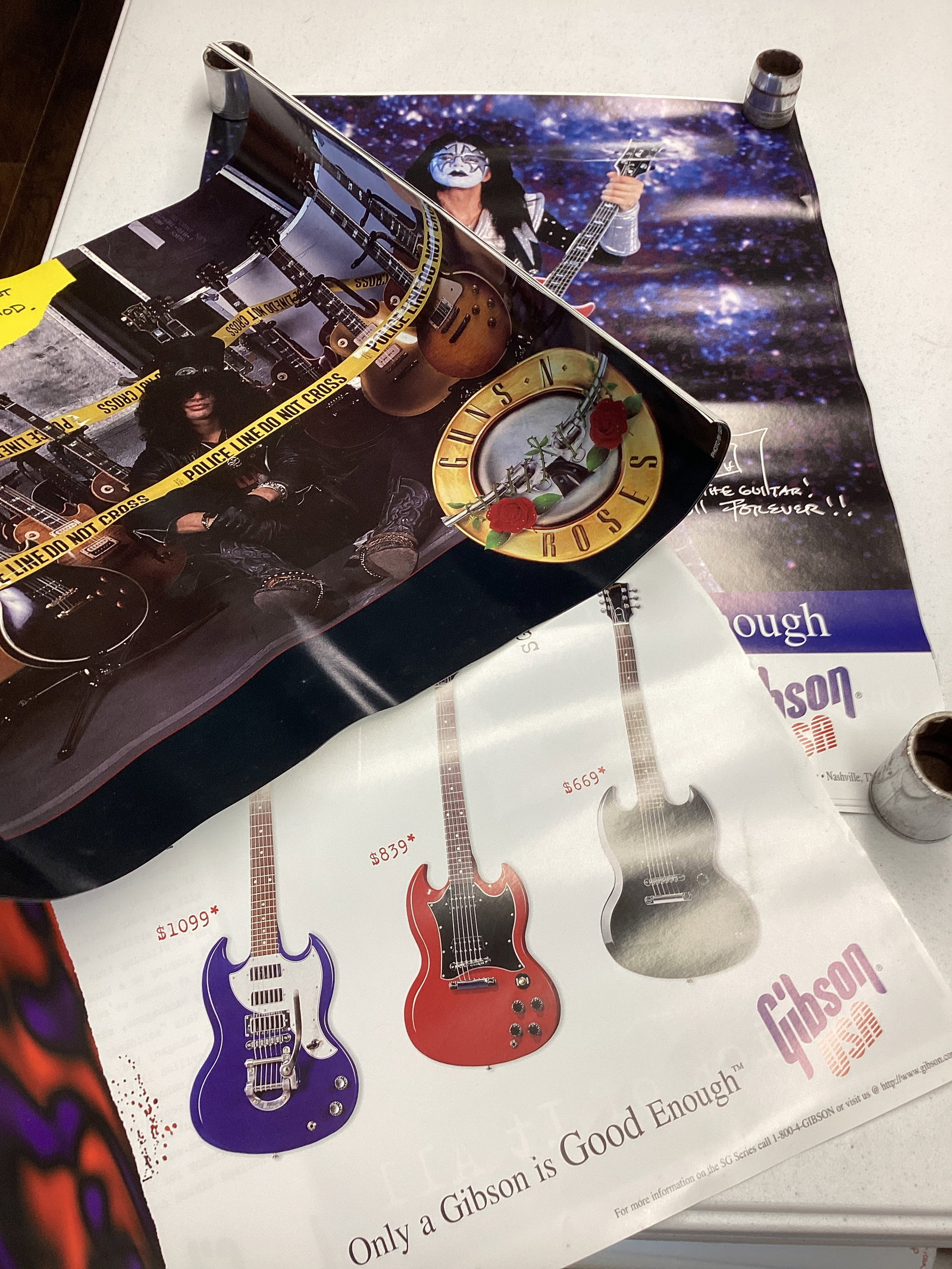 Gibson Guitar Posters: 18" x 24", some are double sided, different styles, multiple copies of some