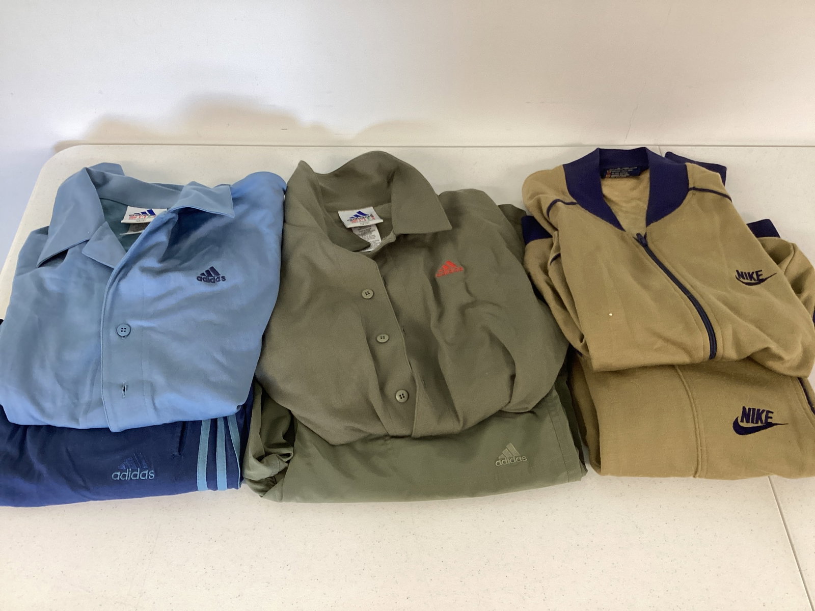 Adidas and Nike Men's Jogging Sets (1 of 12)