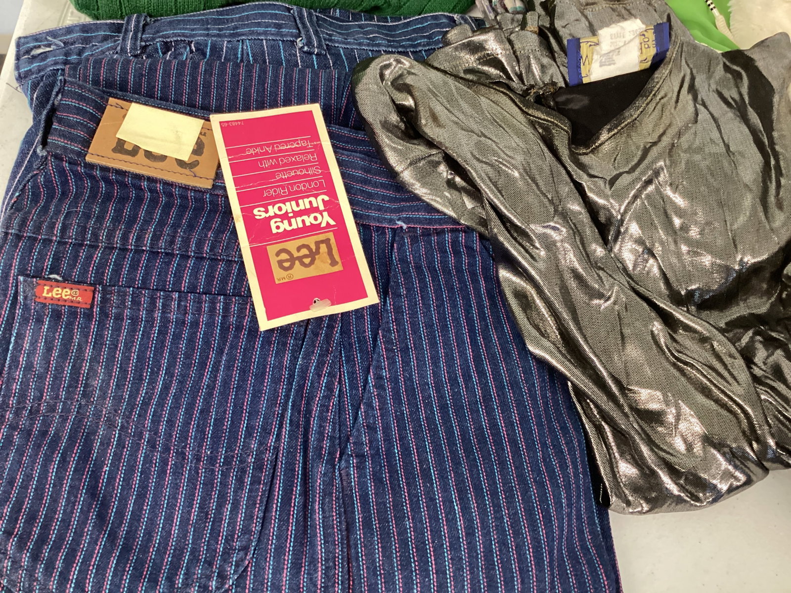 Women's and Men's Clothing - 4
