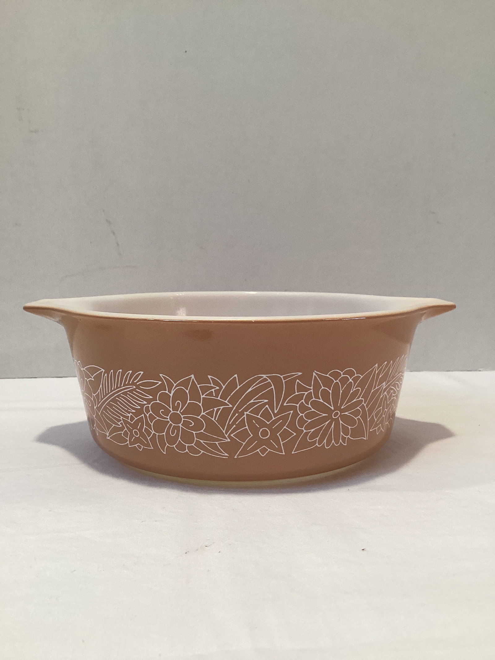 Two Pyrex Woodland Pattern Baking Dishes - 5