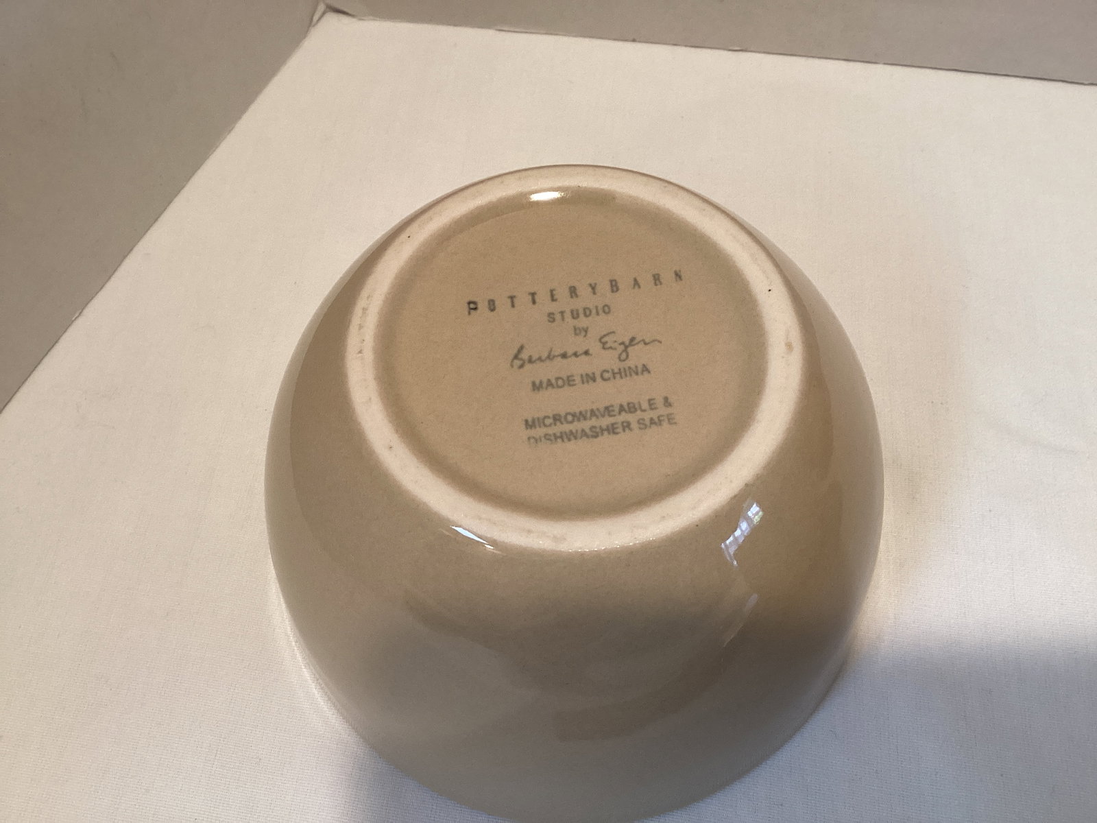 Eight Stoneware Fruit Dessert Bowls - 4