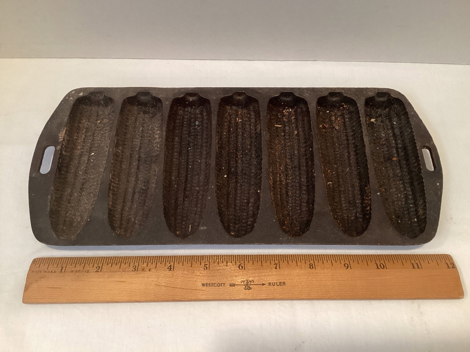 Two Cast Iron Cornbread Corn Stick Pans - 4