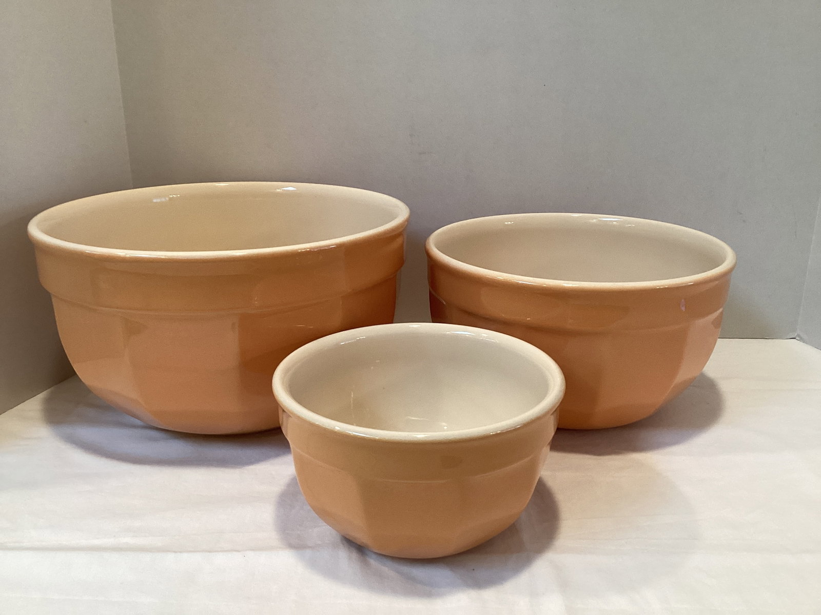 Williams Sonoma Emile Henry Mixing Bowl Set: 6 1/4" to 10 1/4" diameter