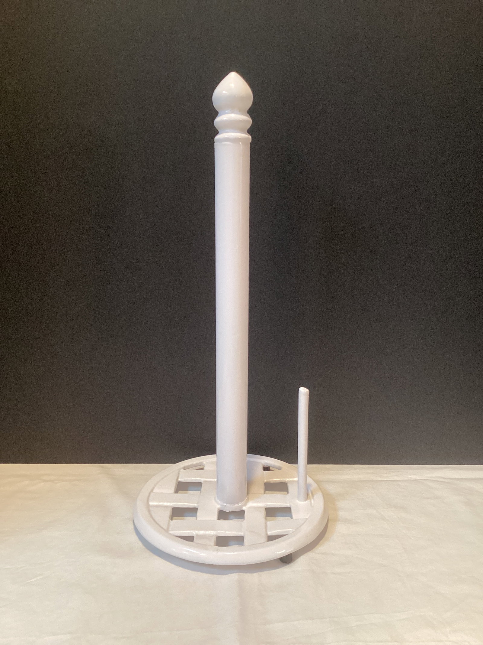 Metal Paper Towel Holder: .