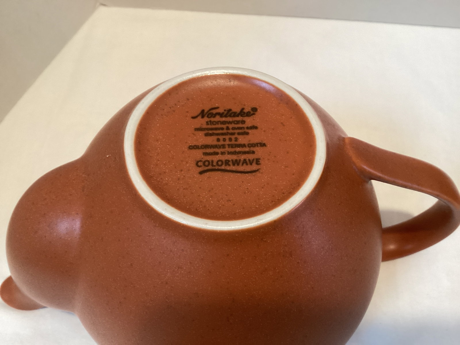 Noritake Stoneware Colorwave Bread Plates and Teapot - 6