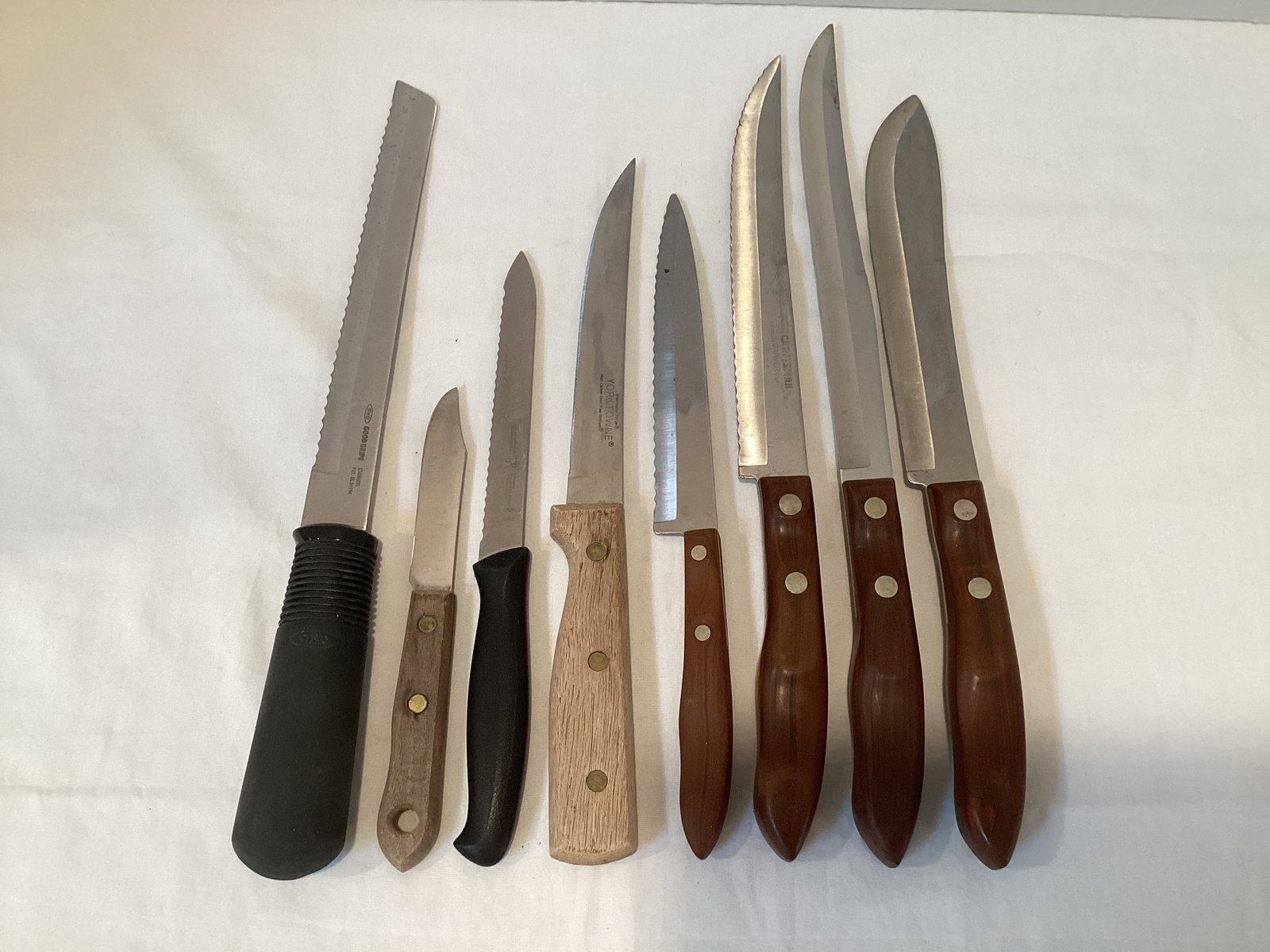 Kitchen Knives: .