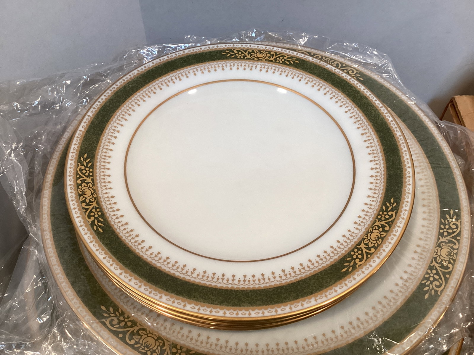 48 Pieces of Noritake Perdita China - 3