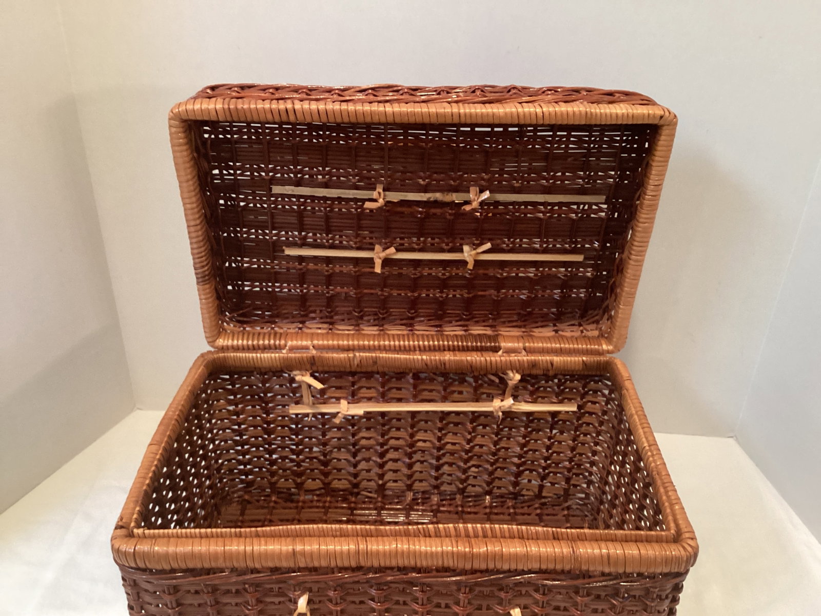 Picnic Basket - 4