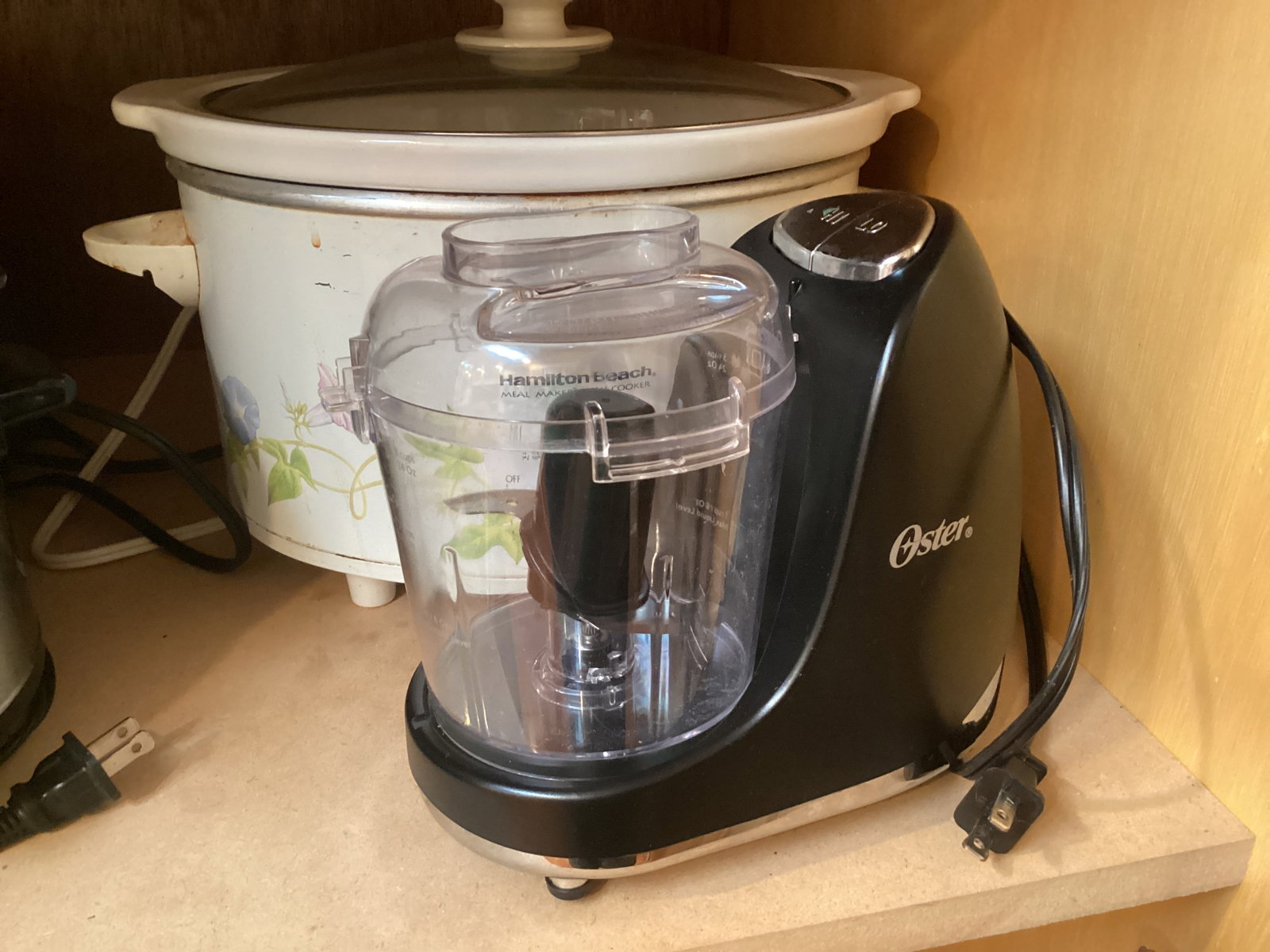 Kitchen Appliances - Crock Pots, Toaster, Food Chopper - 3