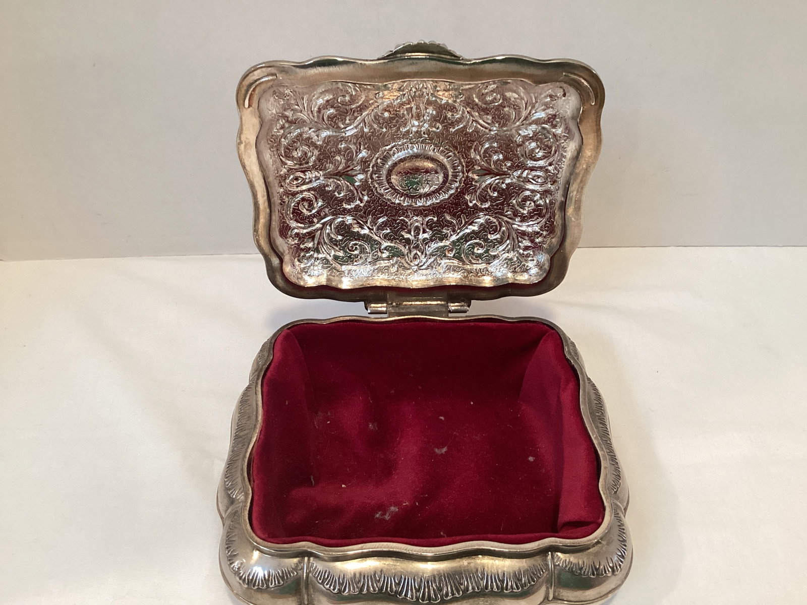 Heritage Mint Lined Jewelry Box - 5