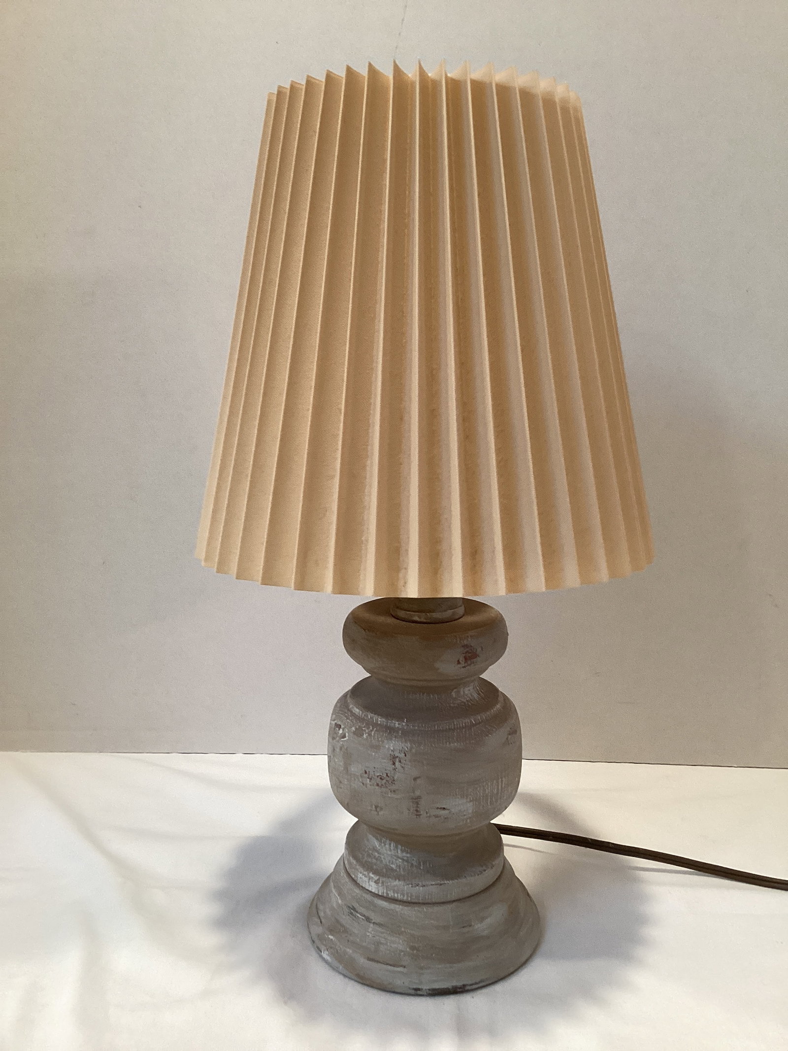 Small Table Lamp: 15" h, shipping unavailable for this lot