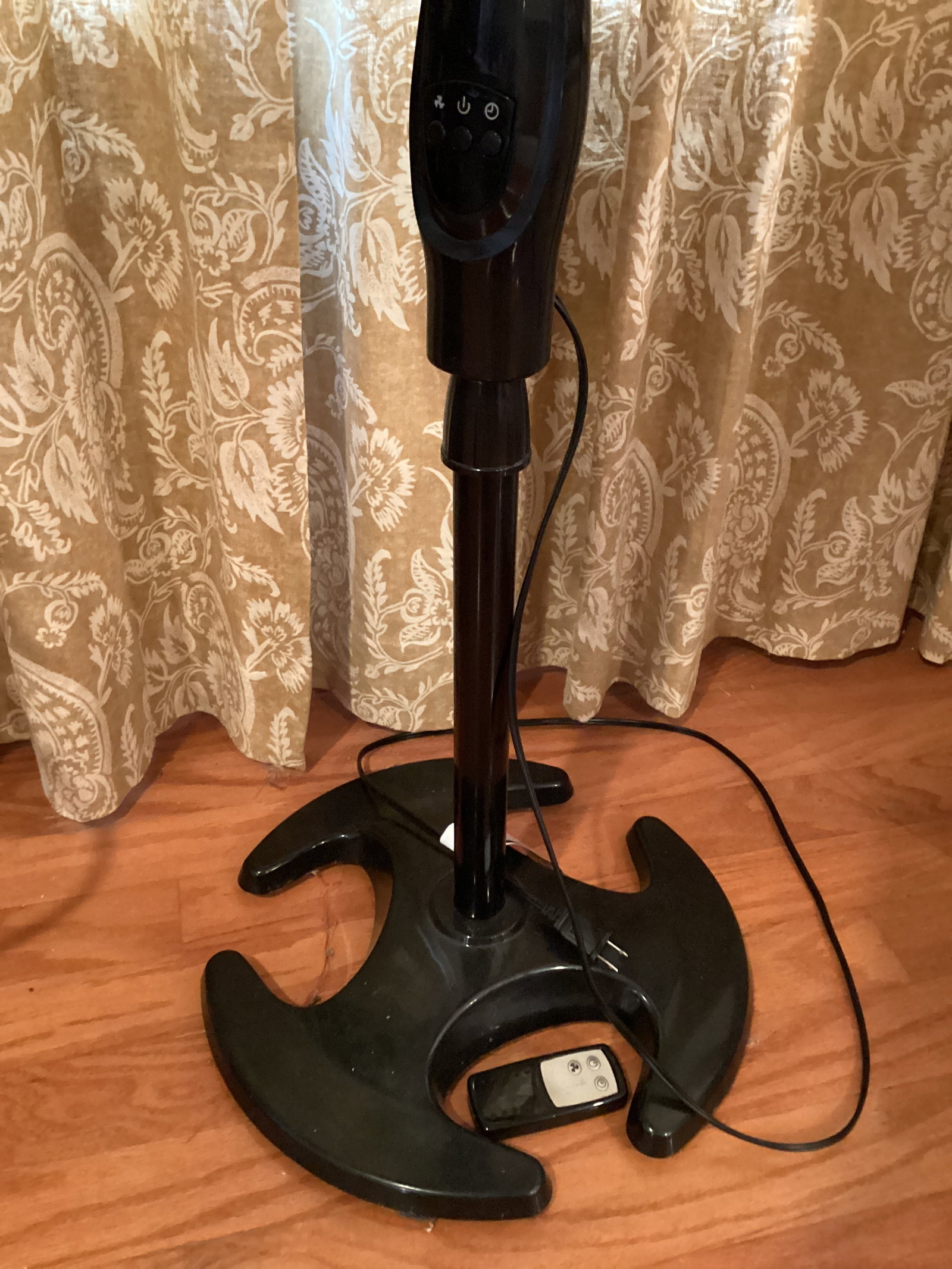 Hunter Oscillating Fan - 3