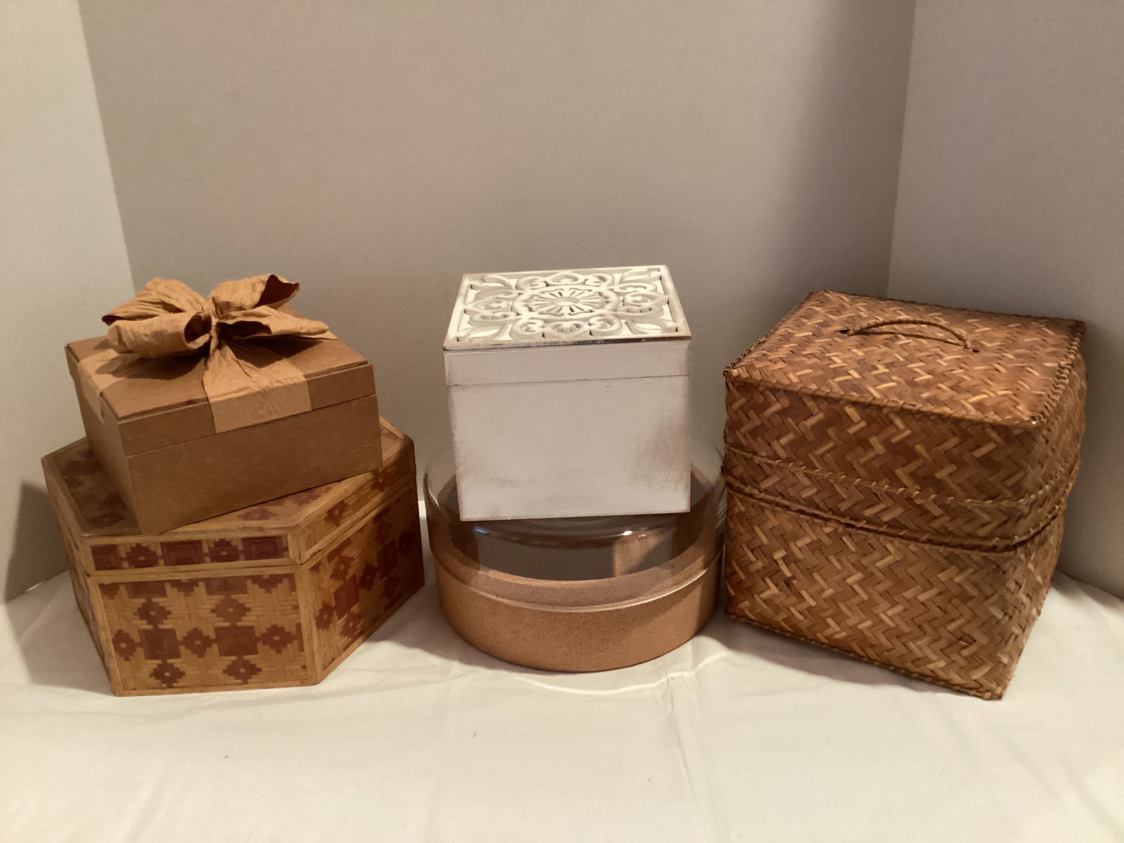 Decorative Containers: .