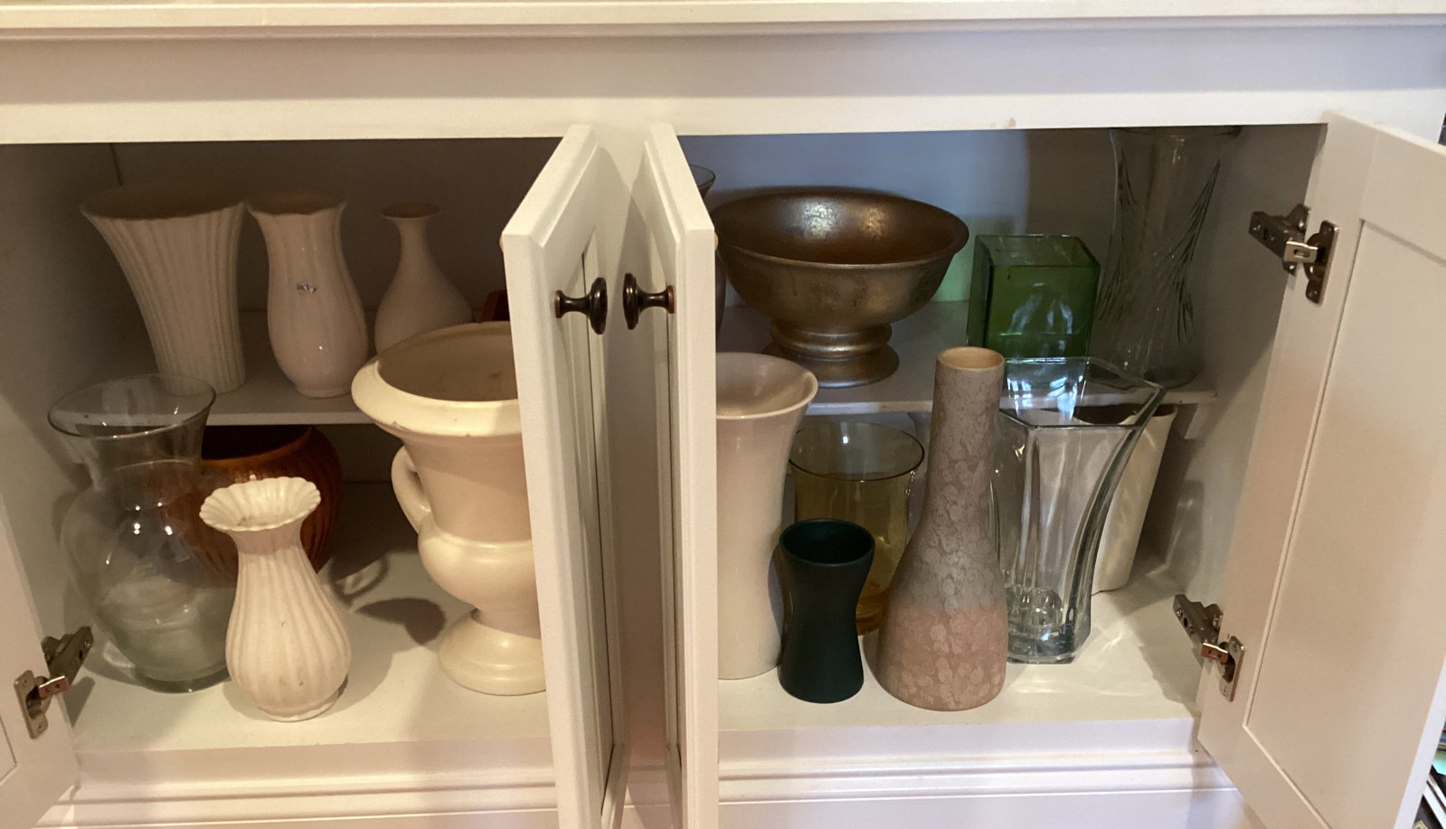 Large Lot of Vases: shipping unavailable for this lot