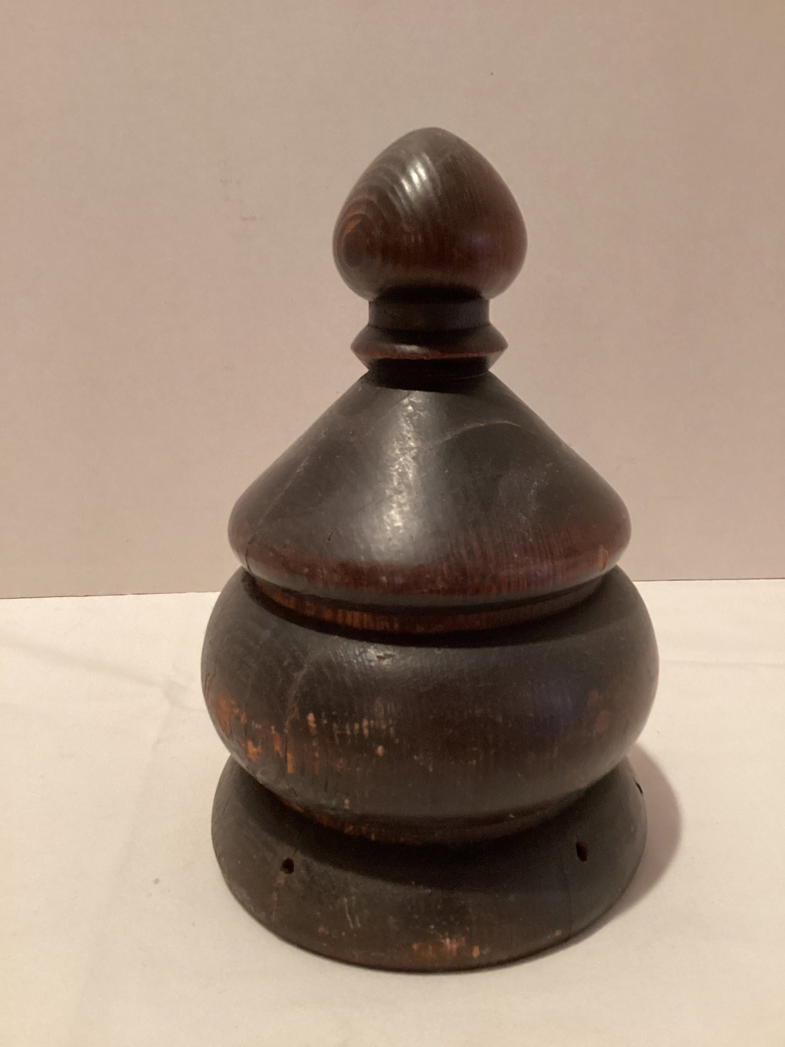 Wood Finial: 8" h
