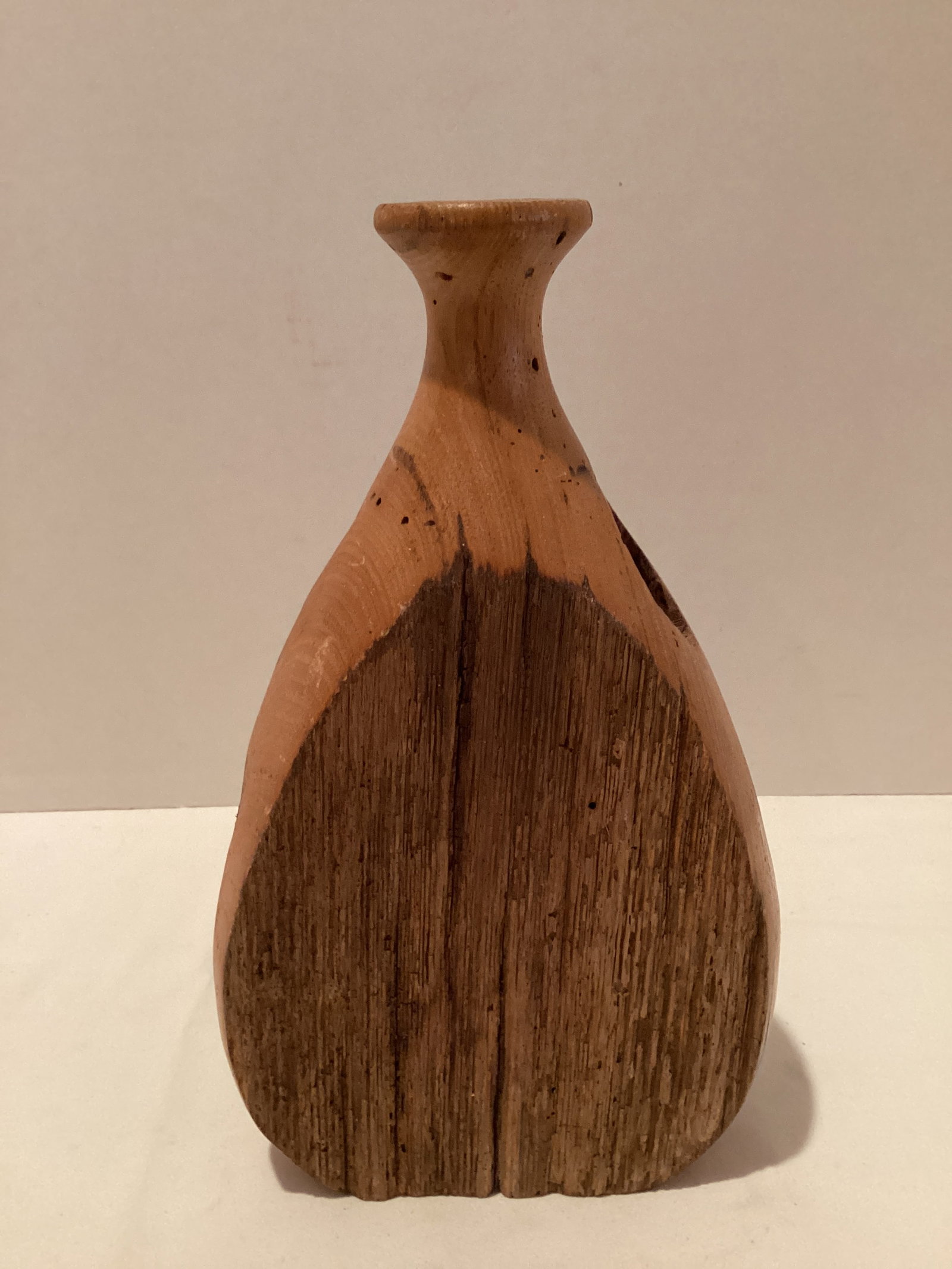 Rustic Fence Post Bud Vase: 9" h
